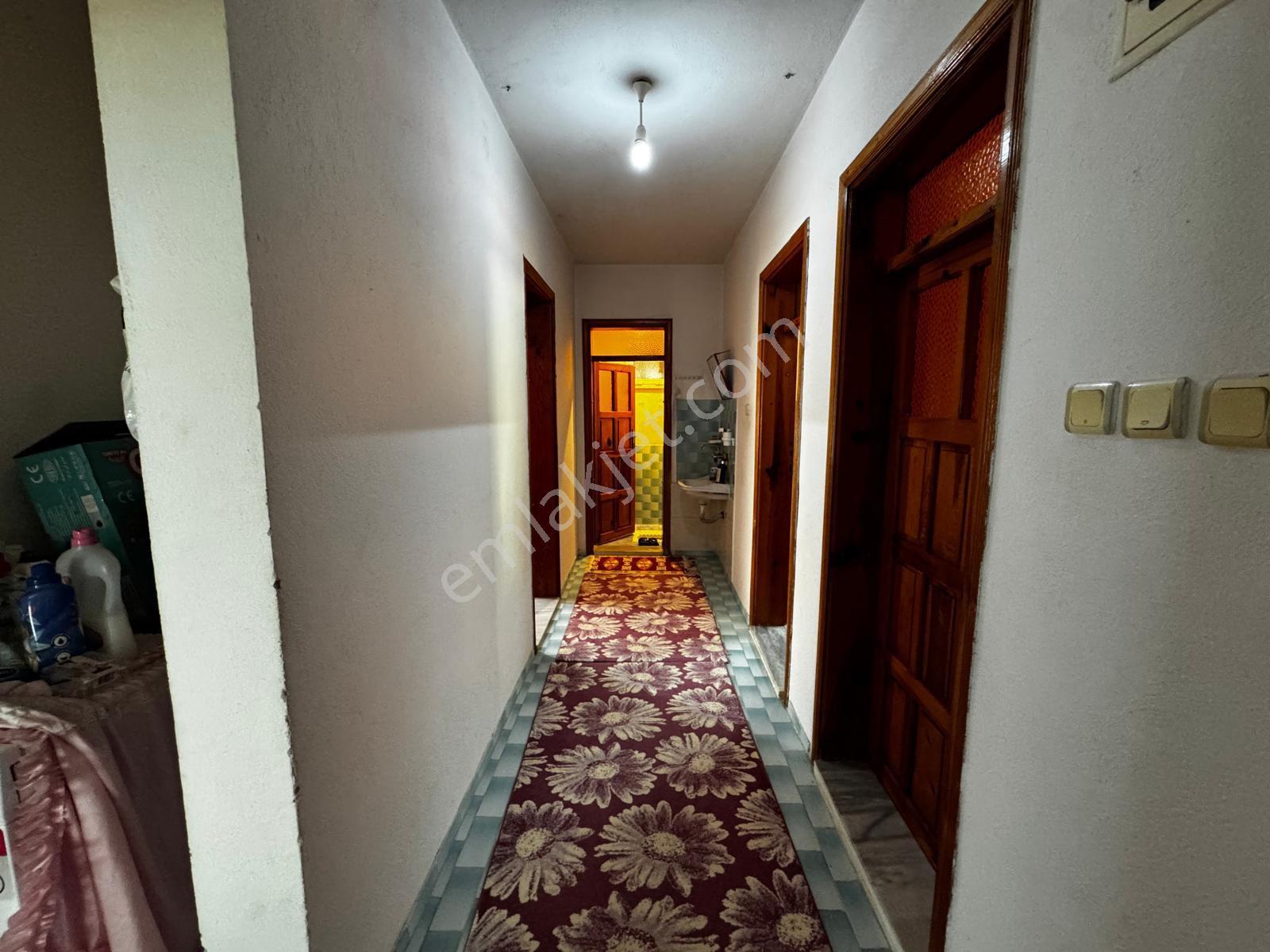 Muğla Köyceğiz De Müstakil Kargir Ev Ve %20-40 İmarlı Bahçesi - Görsel 10