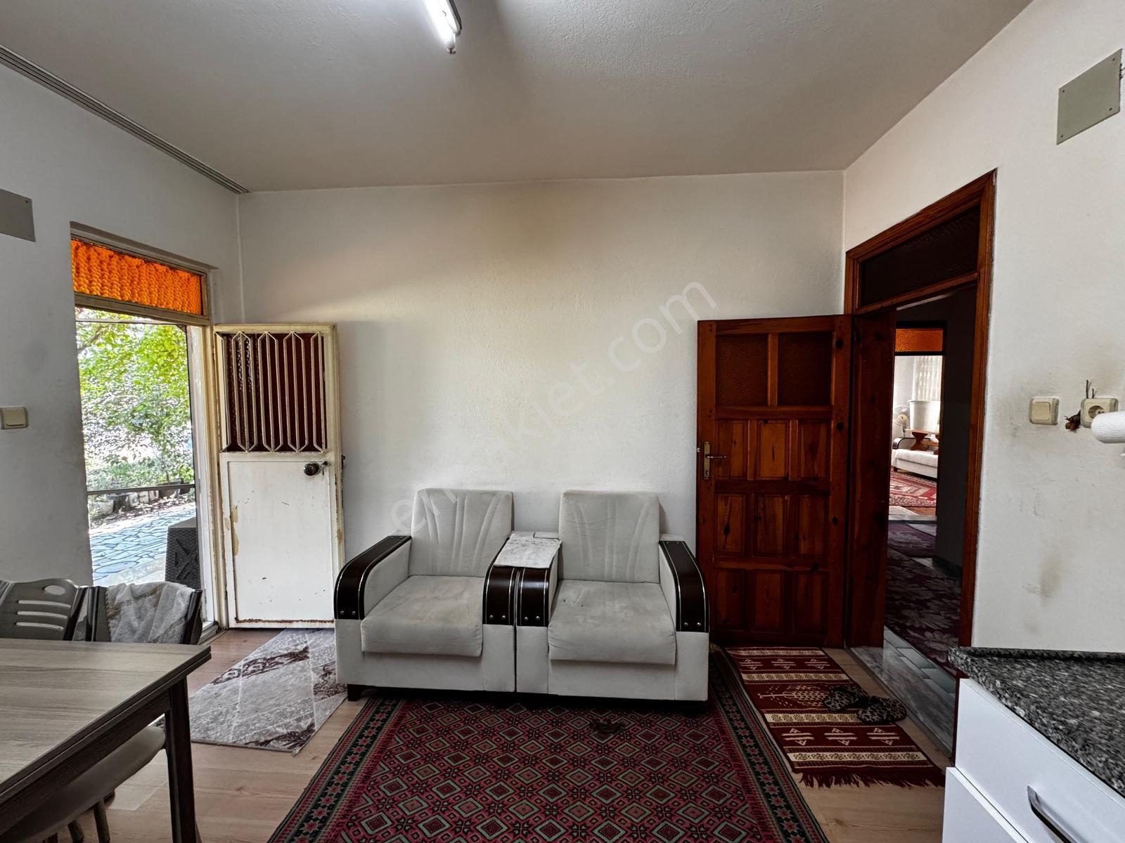 Muğla Köyceğiz De Müstakil Kargir Ev Ve %20-40 İmarlı Bahçesi - Görsel 12