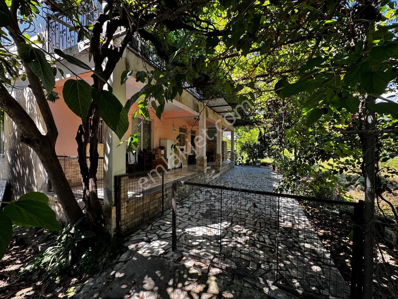 Muğla Köyceğiz De Müstakil Kargir Ev Ve %20-40 İmarlı Bahçesi - Görsel 2