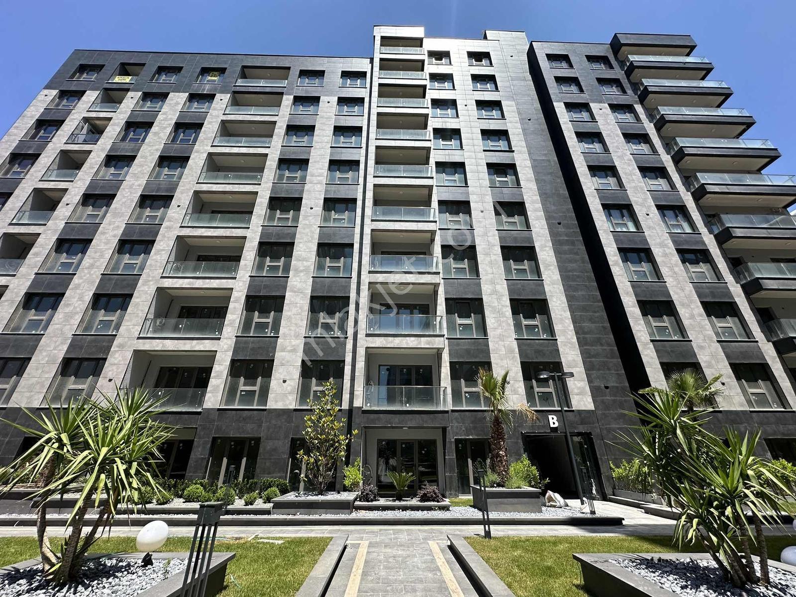 Empire Beylikdüzü Ara Kat Satılık 1+1 52 M2 Daire - Görsel 15