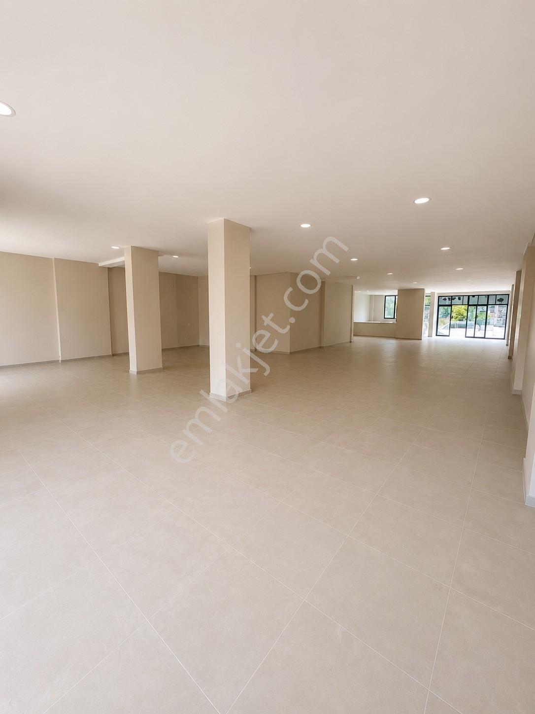 Barış Mahallesinde Satılık 244m² Prestijli Ticari Mülk - Görsel 8