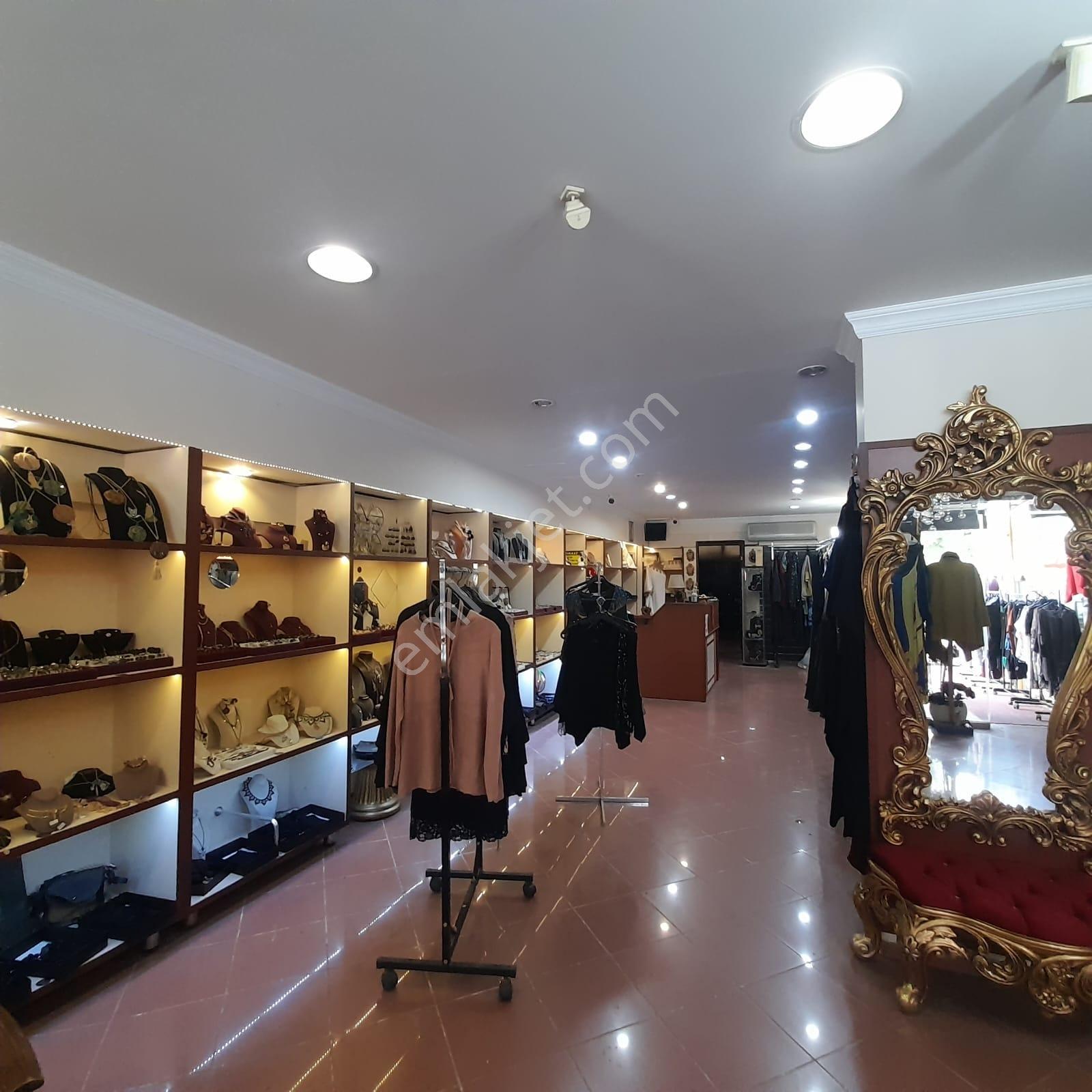 Bahriye Üçokda Devren Kiralık Sanat Atölyesi & Modaevi - Görsel 21