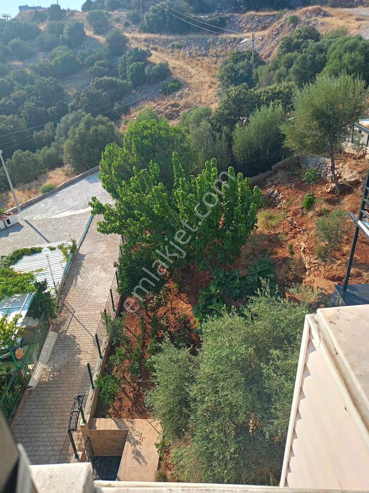 Bahçe M² Si Bu Kadar Olmaz Dedirten Köşe Villa - Görsel 32