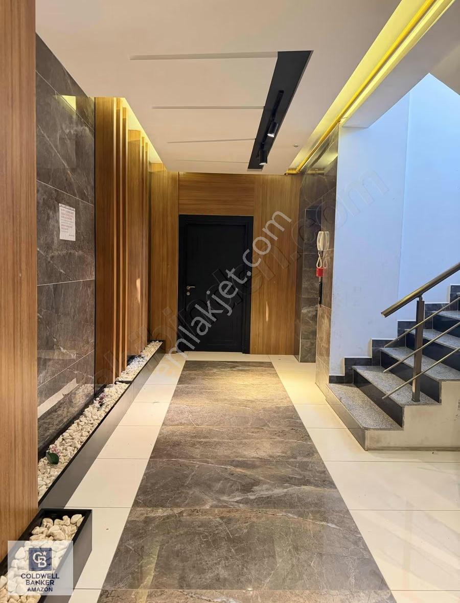 Derebahçe 'de Full Kredili 165 M2 Geniş Extralı 3+1 Daire