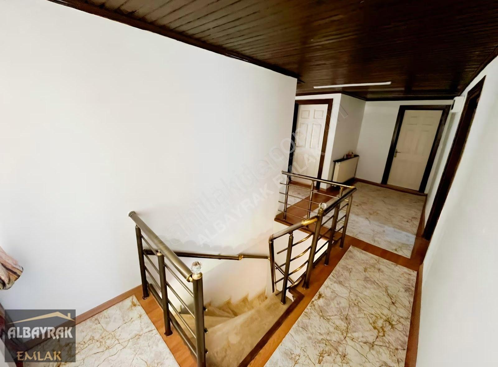 Albayraktan 424m² Arsa İçinde 5+2 Hazır Kurulu Eşyalı Villa - Görsel 16