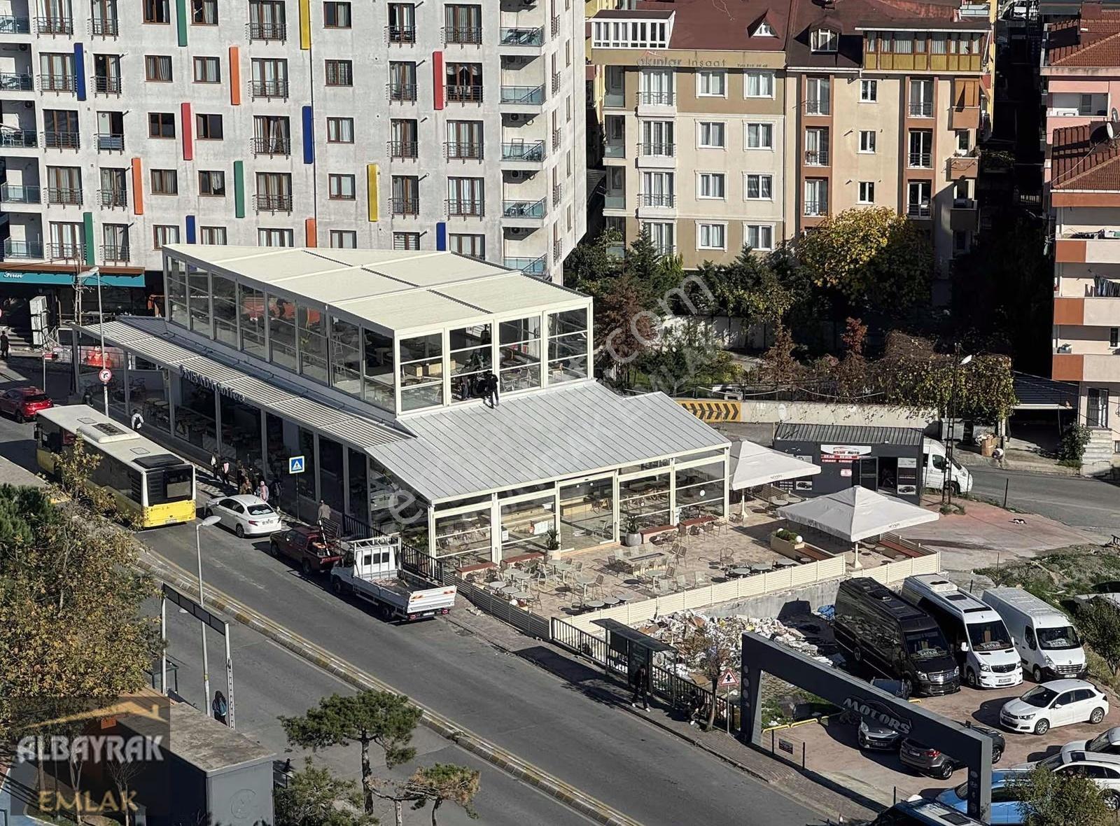 Albayraktan İkbal Caddesinde Kurumsal Kiracılı Satılık Dükkan