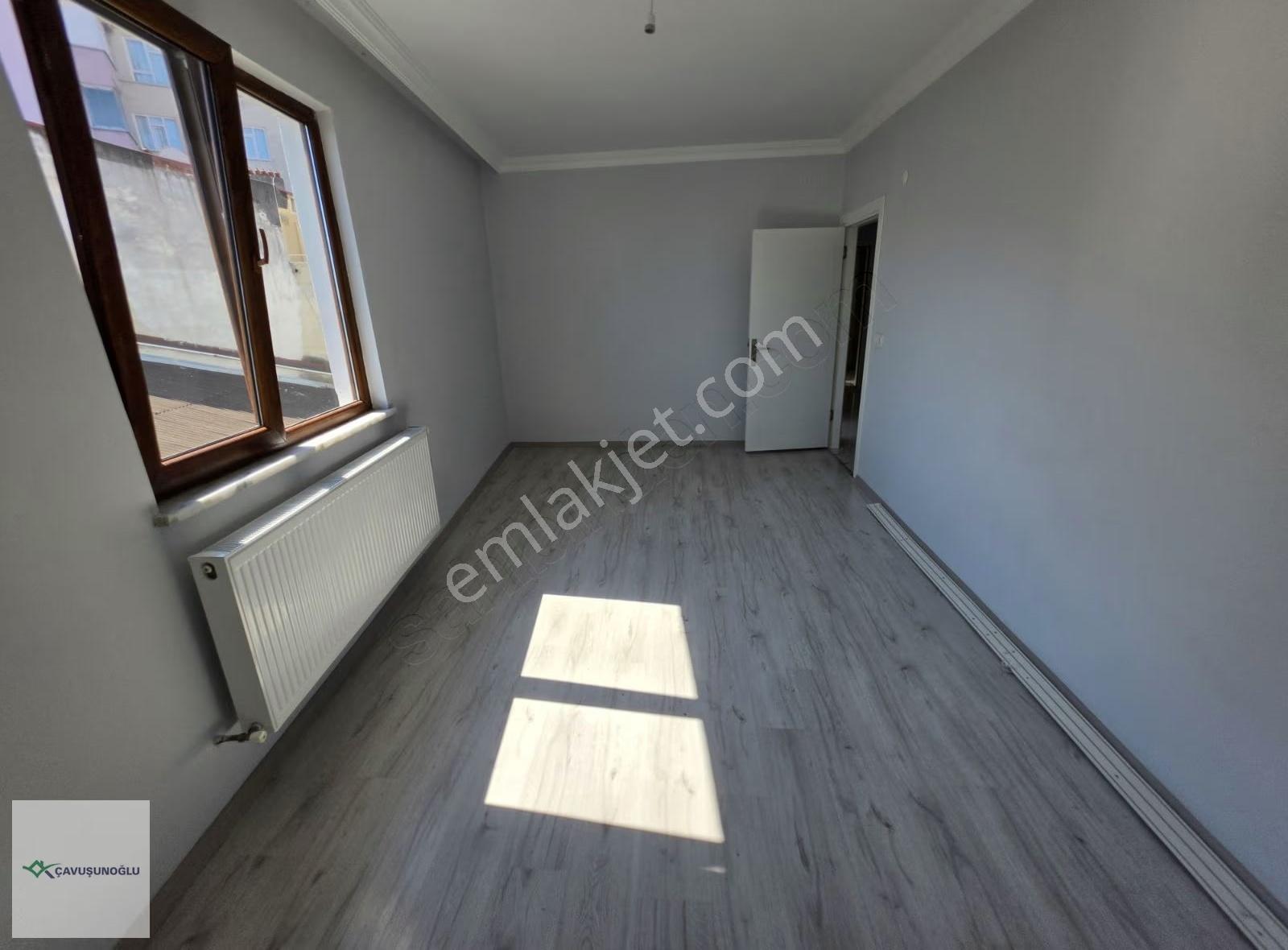 Çavuşunoğlun'dan Cengiz.cd.3.kat Manzaralı 6 Yaşın Satılık Daire - Görsel 4