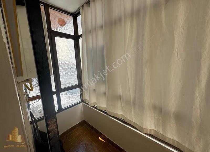 Avcılar Denizköşkler Mahallesinde Satılık 3+1 Yüksek Giriş Daire