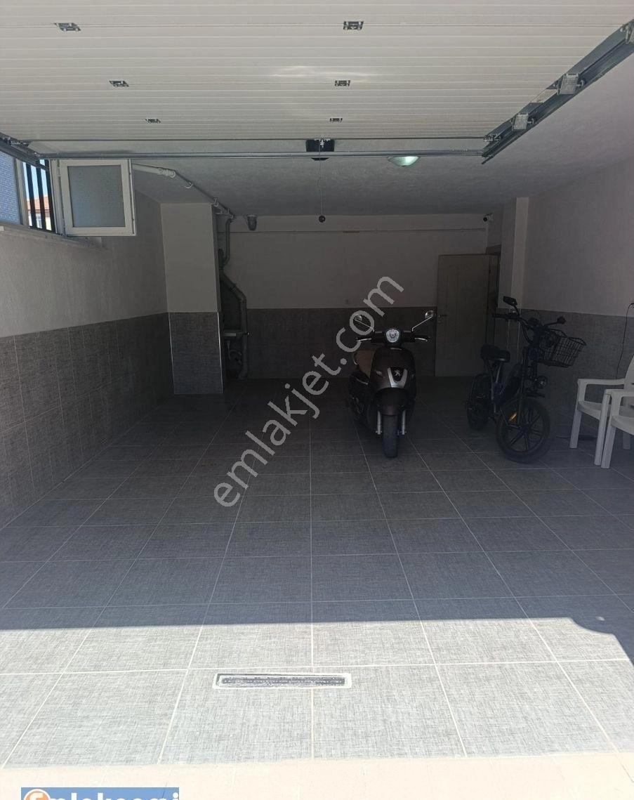 Yunuskent'te 515 M² Arsa İçinde 5+1 Dubleks Villa 370 M2 Brüt 2 Adet Garaj Ve 2 Adet Kiler Ve Depo - Görsel 20