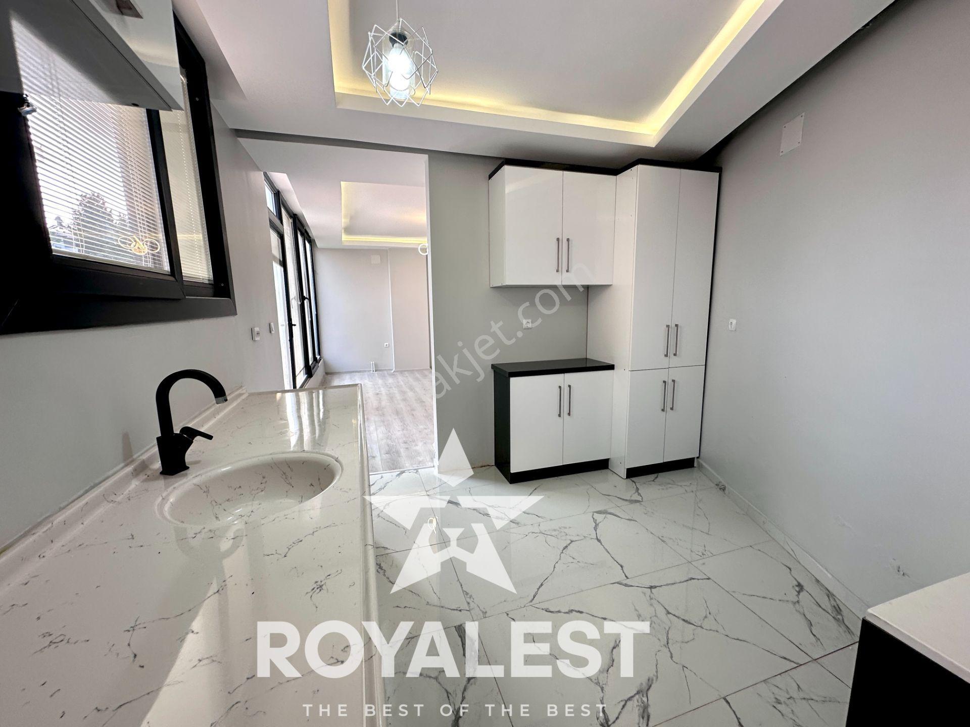 Royalest’ten Kaçmaz Yatay Mimari 2+1 Bahçe Katı - Görsel 11