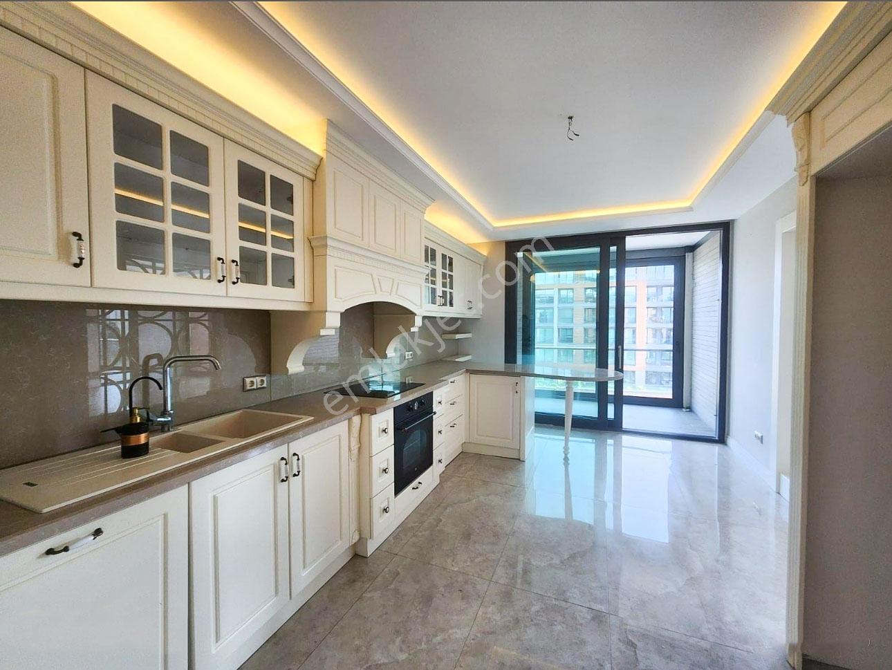 Remax Lavanda'dan Golden Lıfe Sitesi; 3,5+1 Havuz Cephe Satılık - Görsel 12