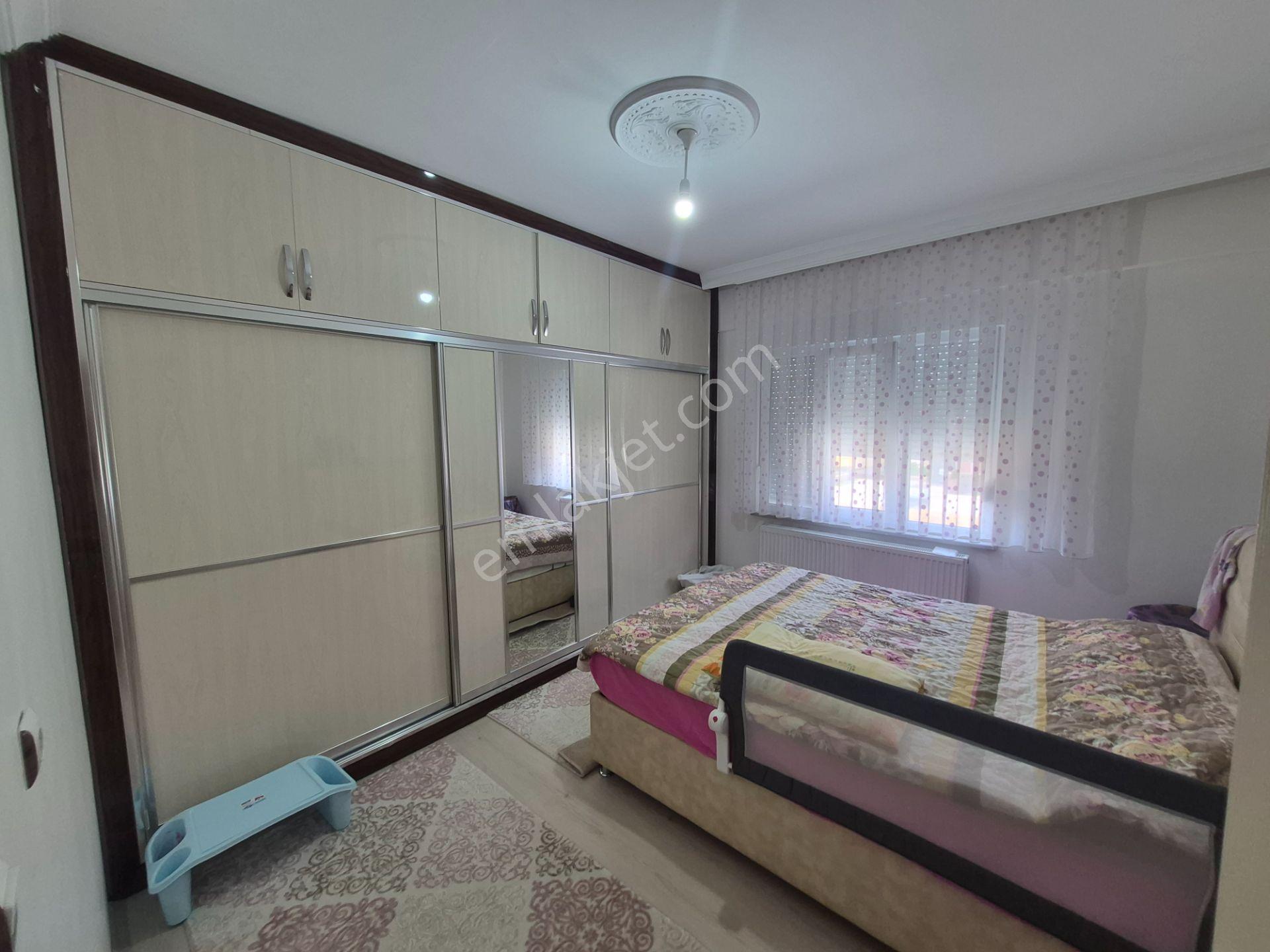 Emin Emlak Satıyor..yeşilada Mahallesi 3+1 Ara Kat Garajlı Daire - Görsel 6