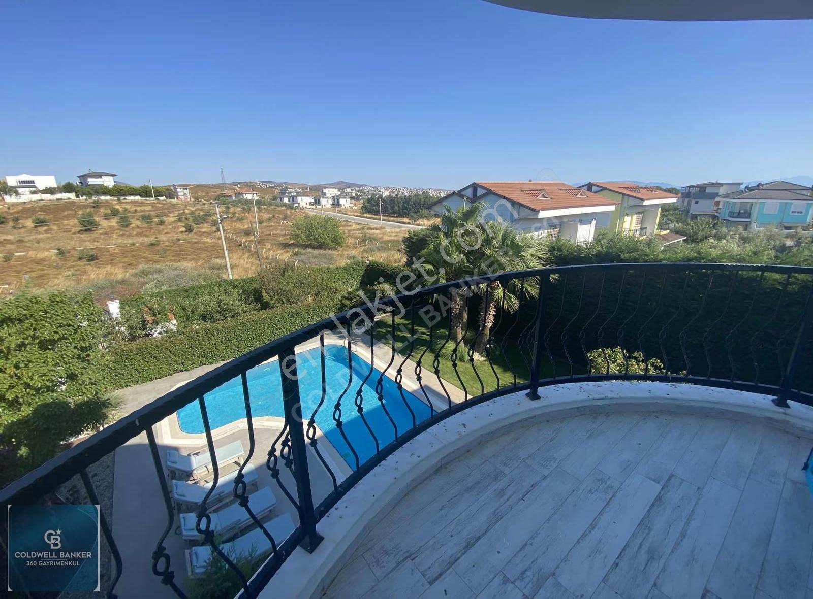 Akarca'da 6+2 Özel Mimarili Havuzlu Triplex Villa - Görsel 23