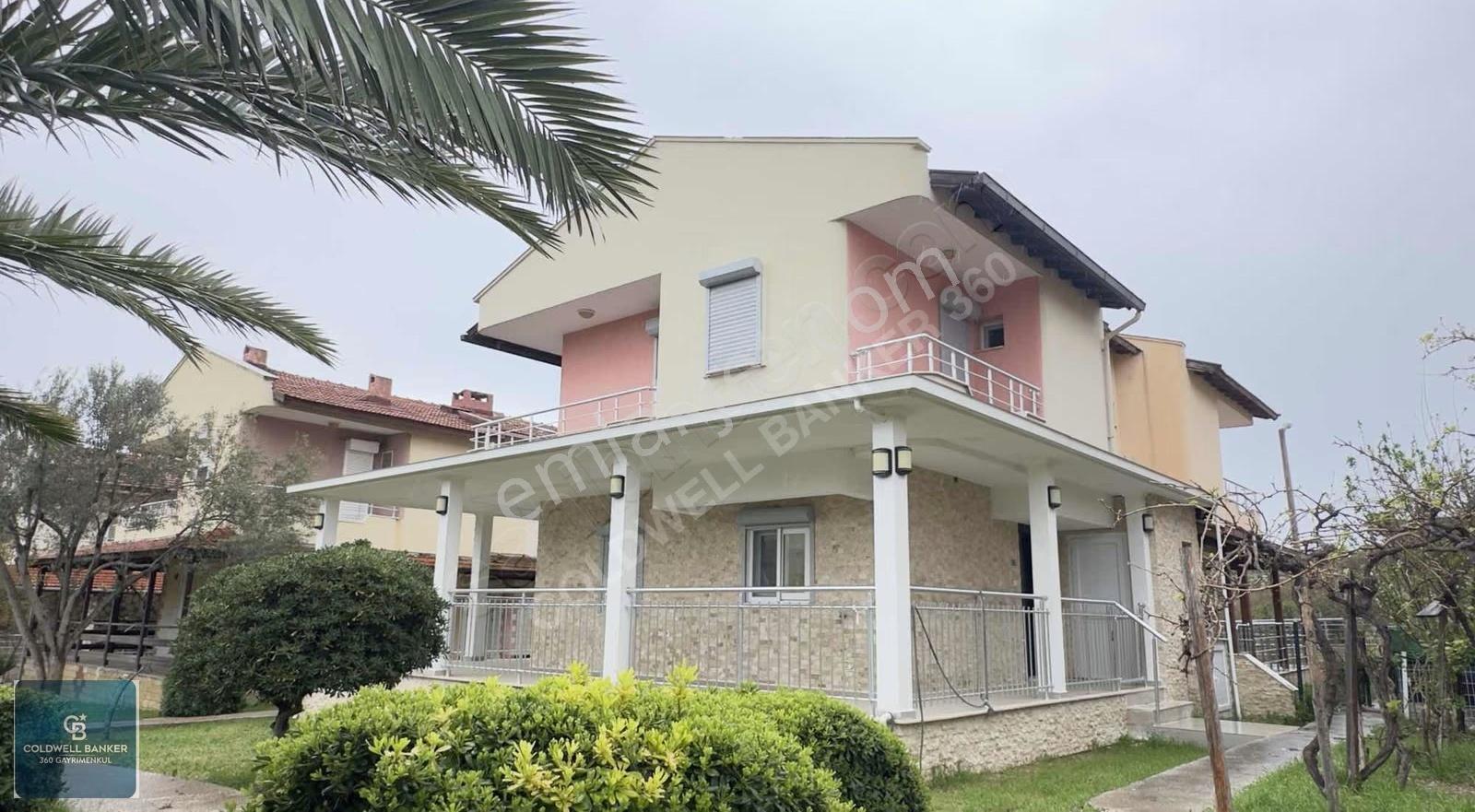 Çeşme Ovacık'ta Denize 150 M Site İçinde 3+1 Satılık Villa - Görsel 18