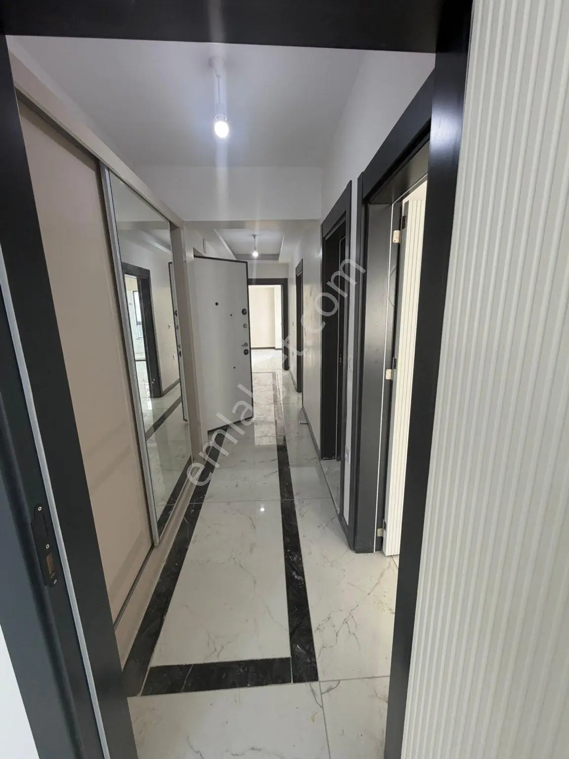 Şirinevler'de Kiralık Sıfır 2+1 Aydınlık Daire - Görsel 16