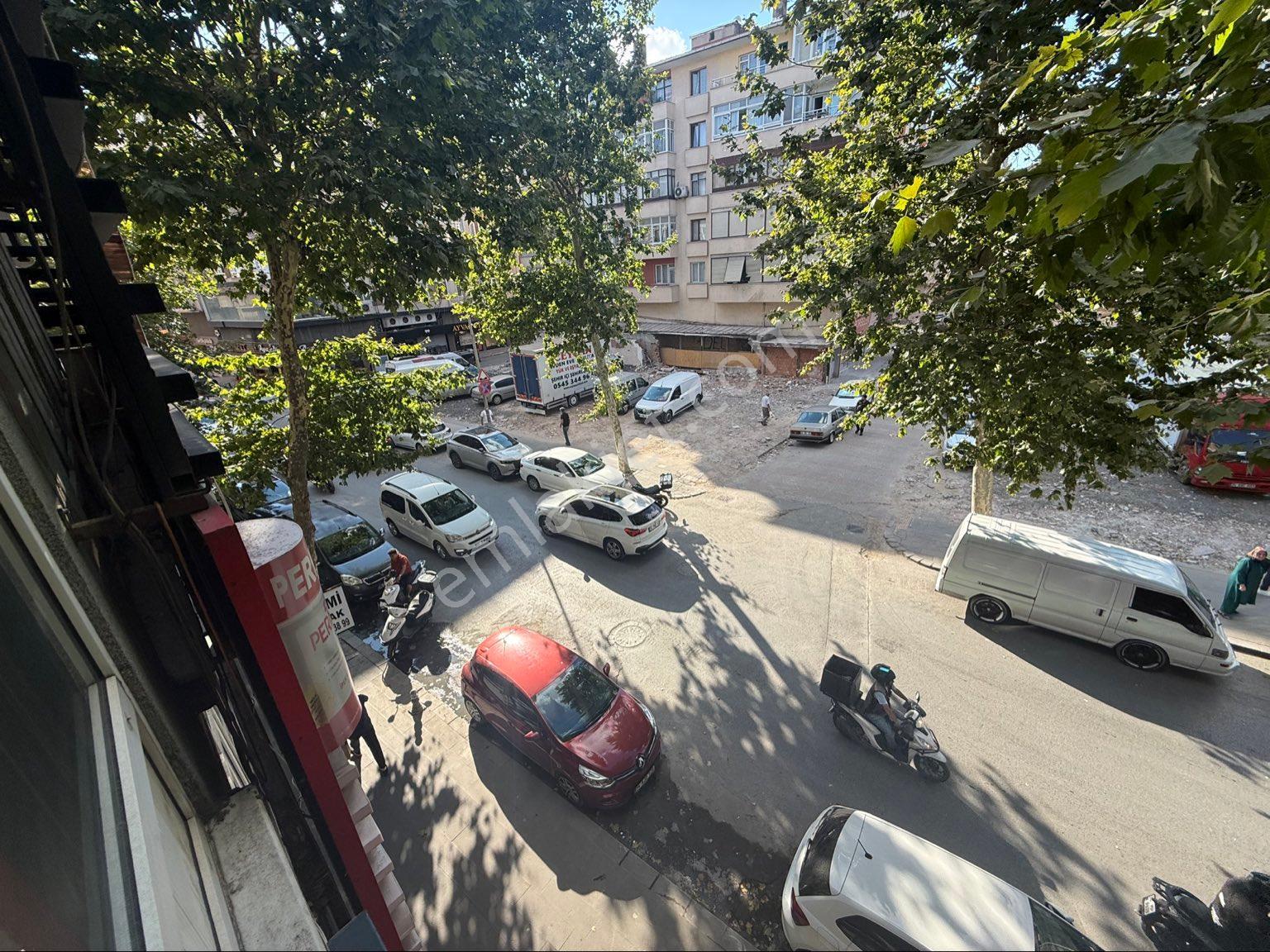 Şirinevler Fetih Caddesi Üzerinde 2+1 Kiralık Ofis - Görsel 5