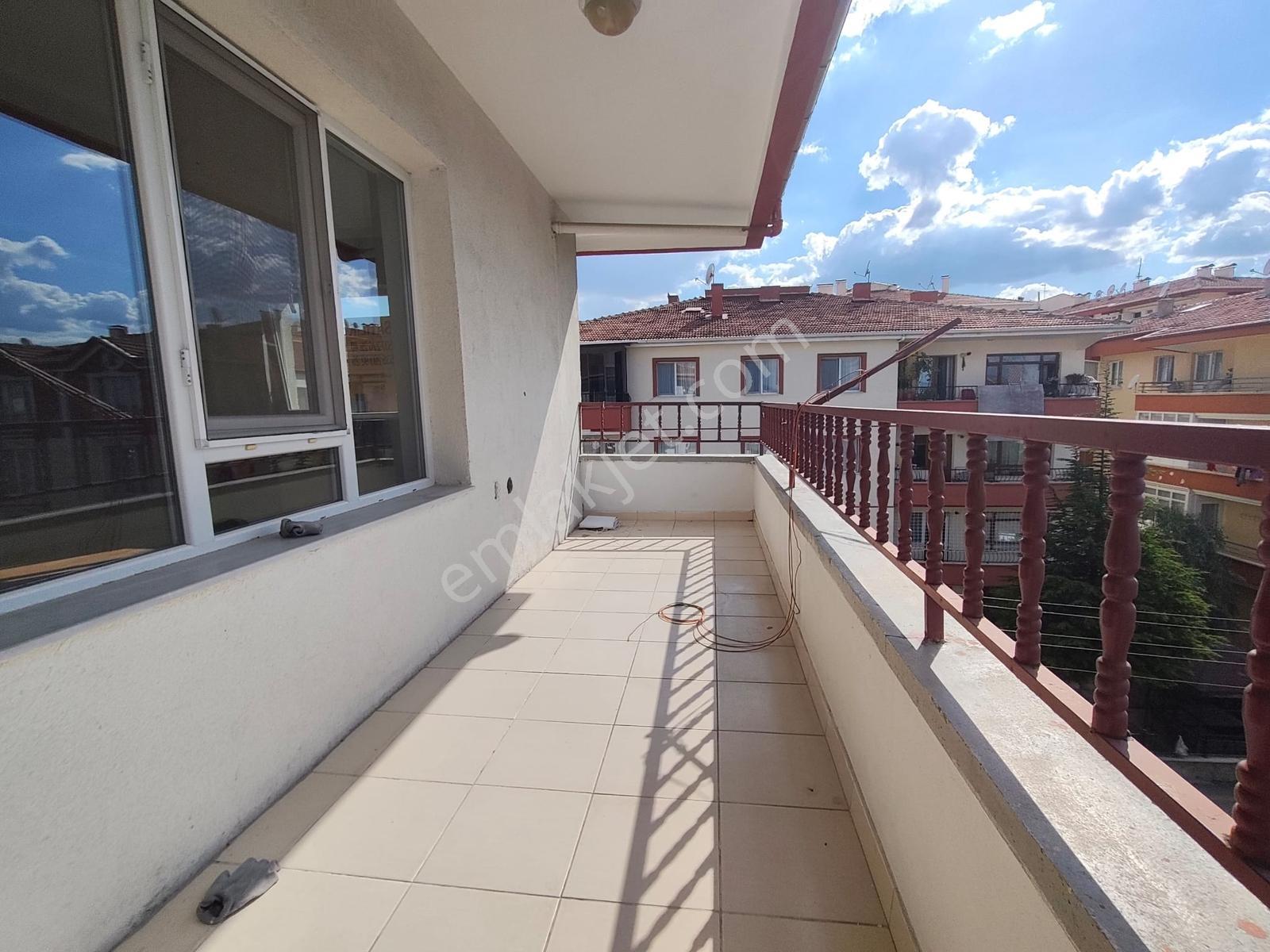 Yılmaz Gayrimenkul Pınarbaşı Mh 3+1 Katta Köşebaşı Daire 120m2.d - Görsel 34