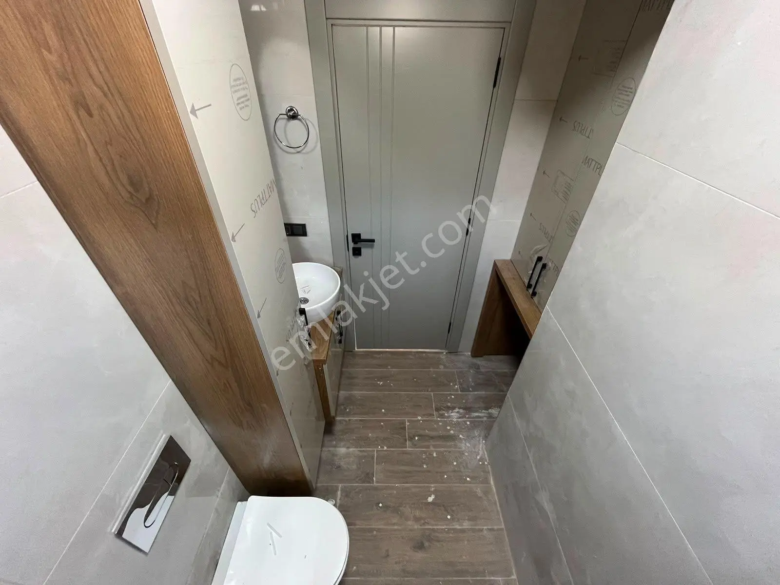Yükselden Akçay Merkezde Denize 300mt Yerden Isıtmalı 2+1 Daire - Görsel 16