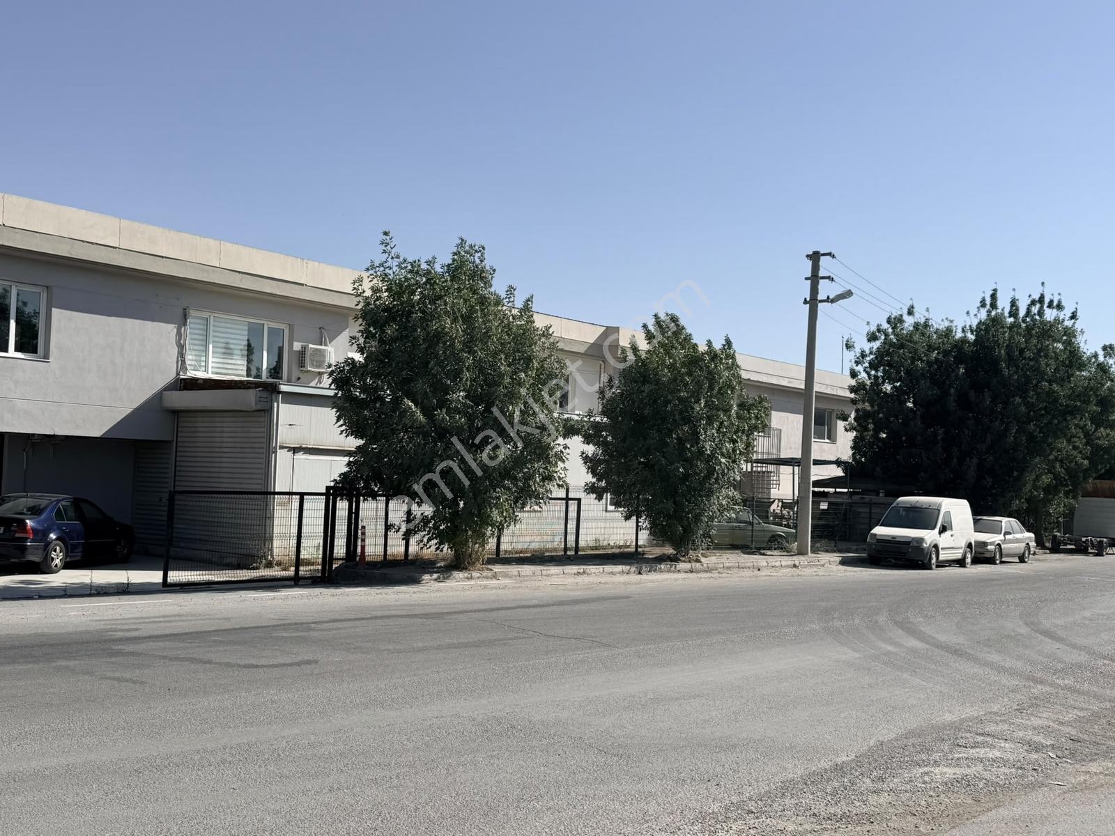 Sarnıç Ege Caddesi Üzerinde Köşe Konumlu Kiralık Fabrika - Görsel 10