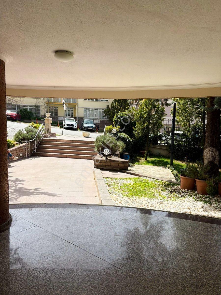 Gop Bayraktar'da Site İçi | Manzaralı | 4+1 | 200m2 | Yenilenmiş - Görsel 55