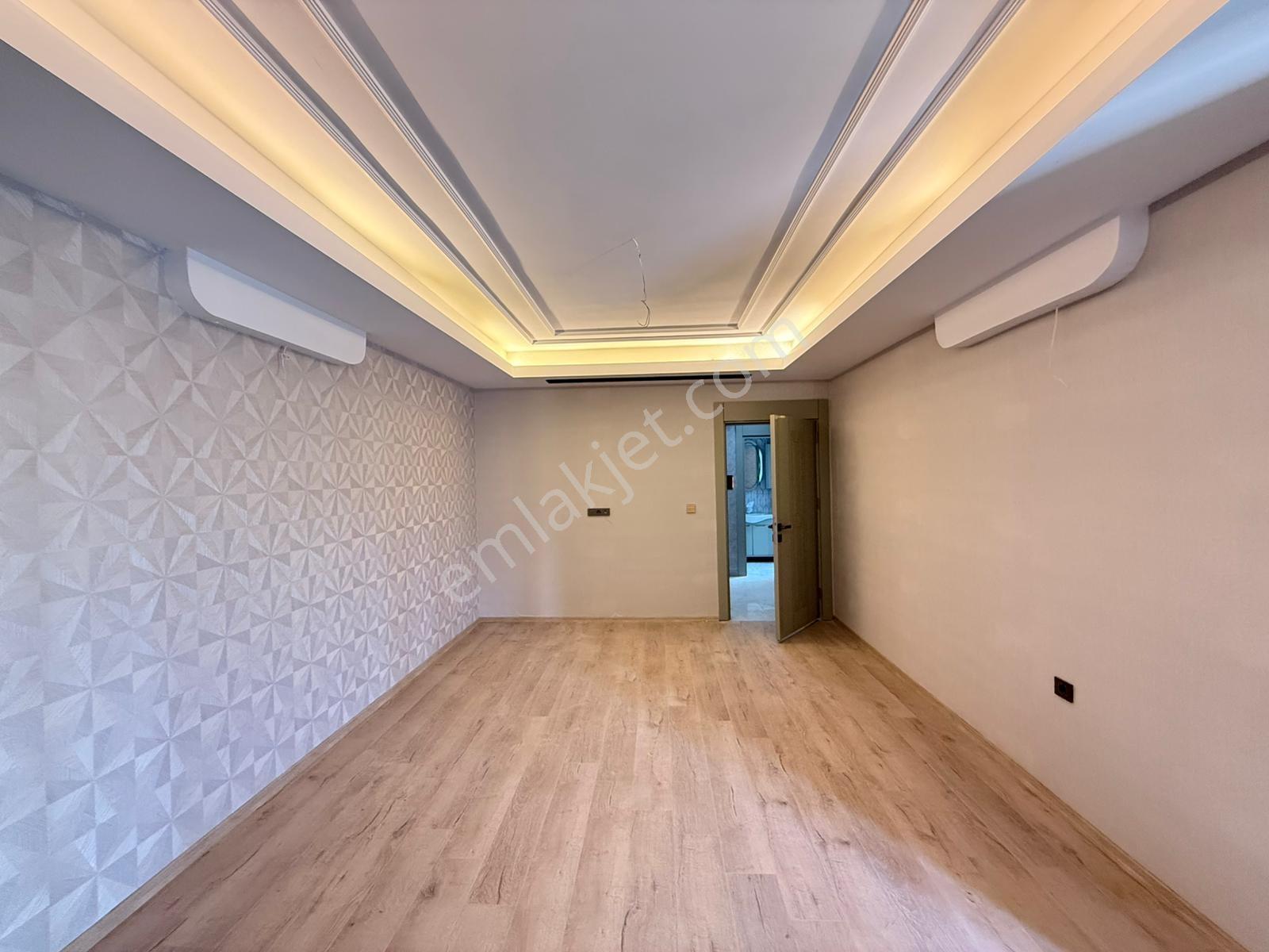 Göktürk'te Akıllı Panjurlu Cam Balkonlu 115 M² Takasa Açık 2.5+1 - Görsel 32