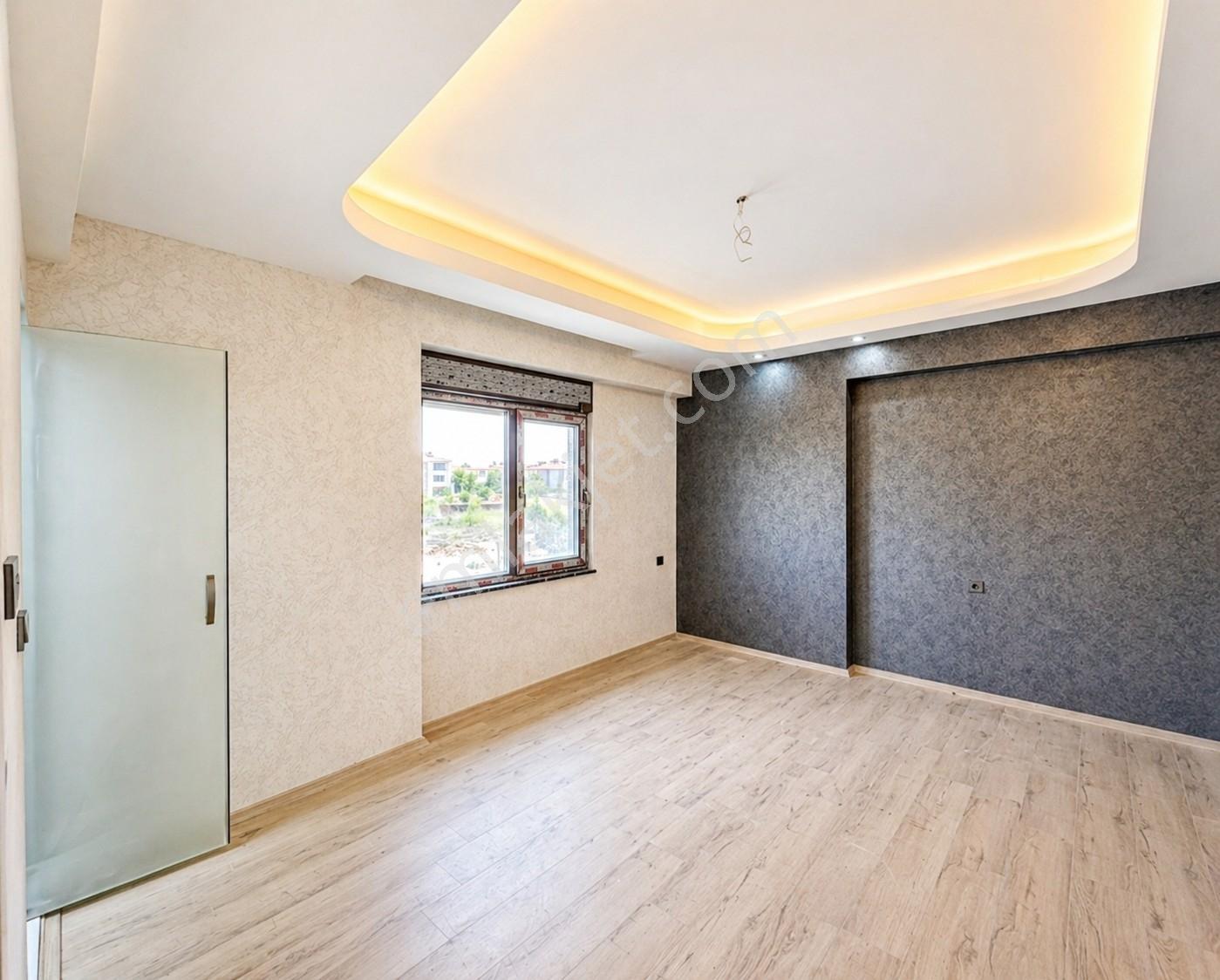 Göktürk'te Akıllı Panjurlu Cam Balkonlu 115 M² Takasa Açık 2.5+1 - Görsel 25