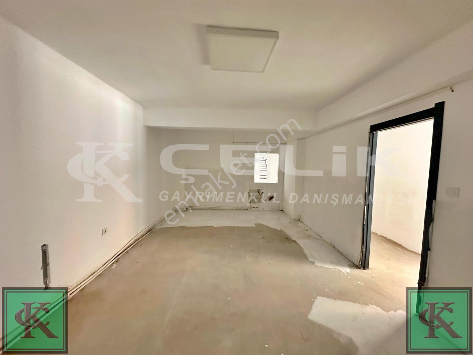 Çelikten İhsaniye Mevkinde 8 Oda+1mutfaklı 300m2 Satılık Dükkan - Görsel 14