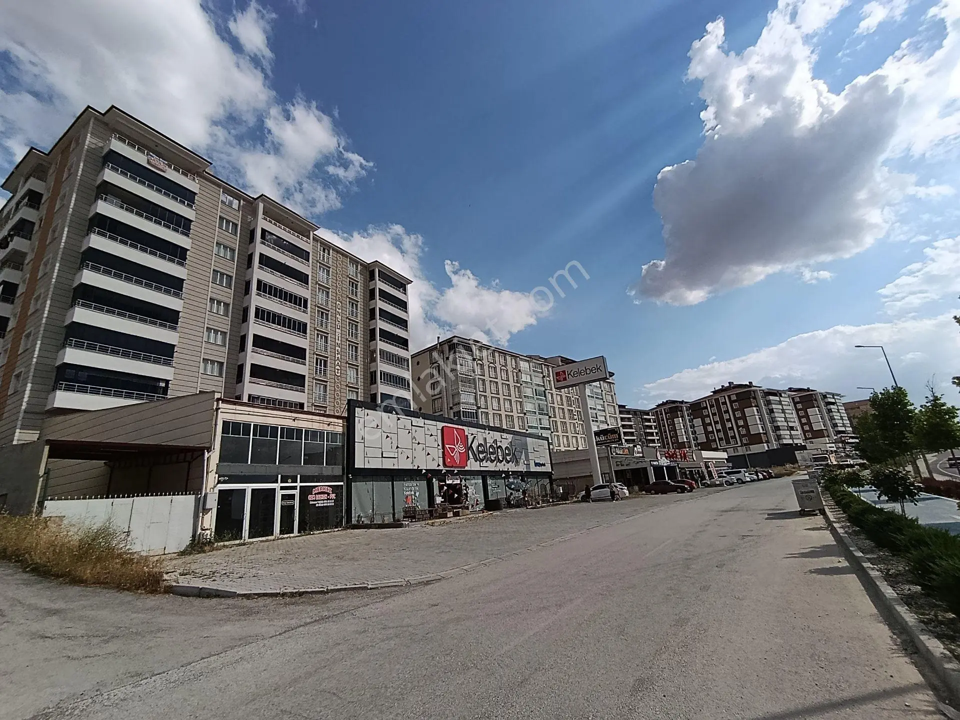Yakamoz'dan Ana Yola Sıfır Doğa Manzaralı 3+1satılık Daire