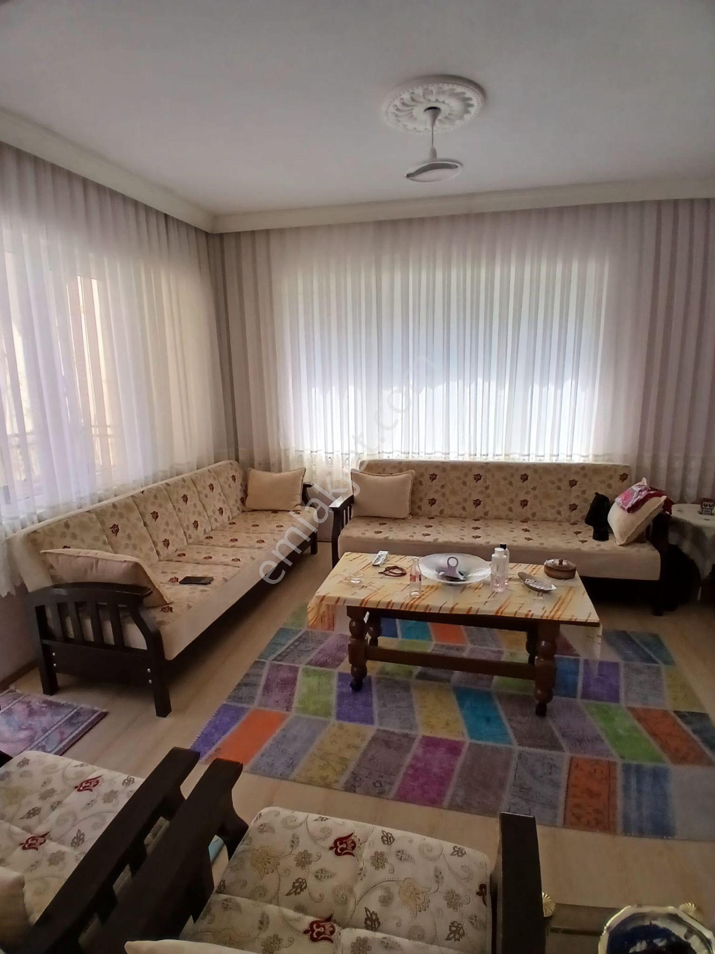 Akçay Emlak'tan Akşehir Çarşı Merkez Adliye Civarında Bakımlı İkinci Kat Satılık 3+1 Daire - Görsel 7