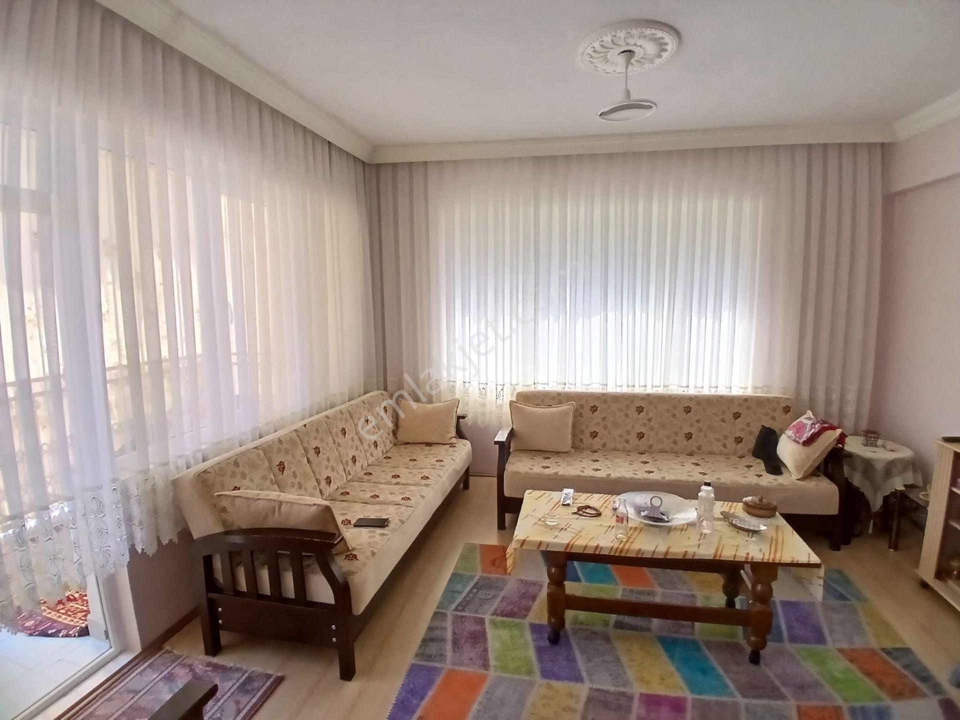 Akçay Emlak'tan Akşehir Çarşı Merkez Adliye Civarında Bakımlı İkinci Kat Satılık 3+1 Daire - Görsel 23