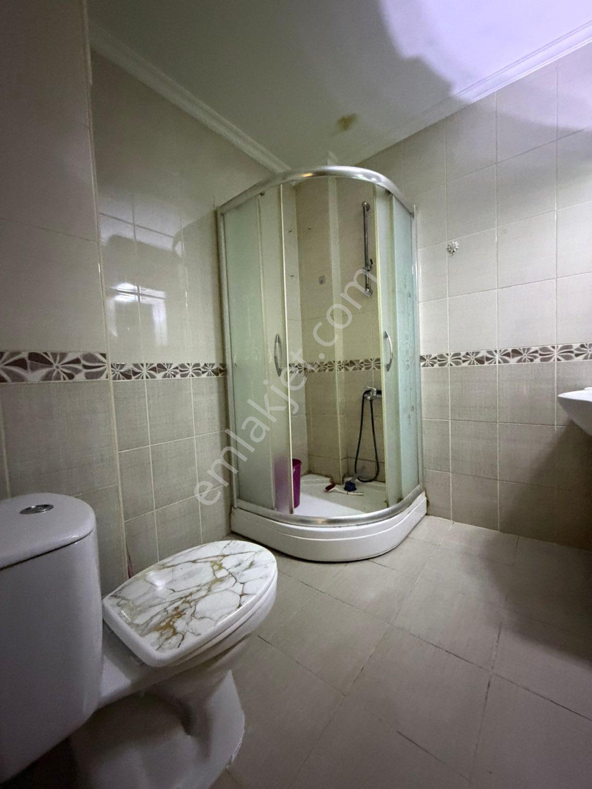 Paşaalanı Mah. Çengel Cadde Üzeri Kiralık Geniş 3+1 - Görsel 33