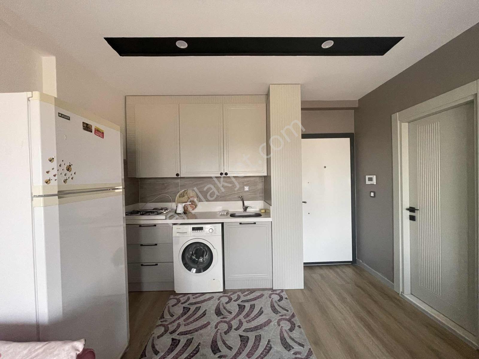 Gültepe'de Yenı Bınada Lux Iscılıklı Balkonlu Esyalı 1+1
