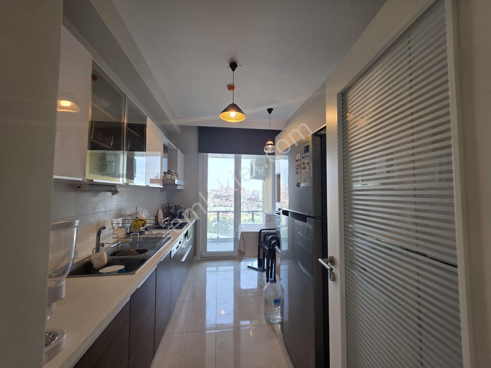 Bahçeşehir Göl Panaroma Evleri Nde 3+1 Satılık Daire - Görsel 13