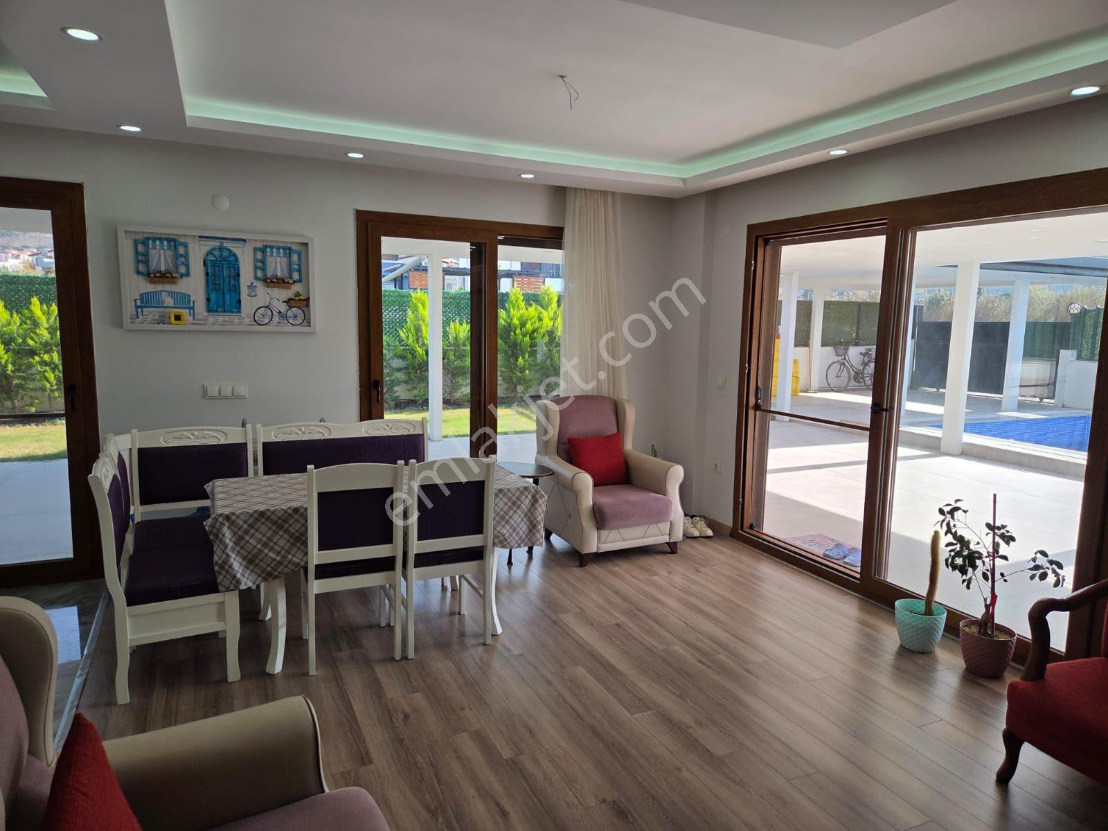 Kuşadası Güzelçamlı’da Sevgi Plajı’na 750 Metre, Özel Havuzlu Lüks Müstakil Villa - Görsel 4