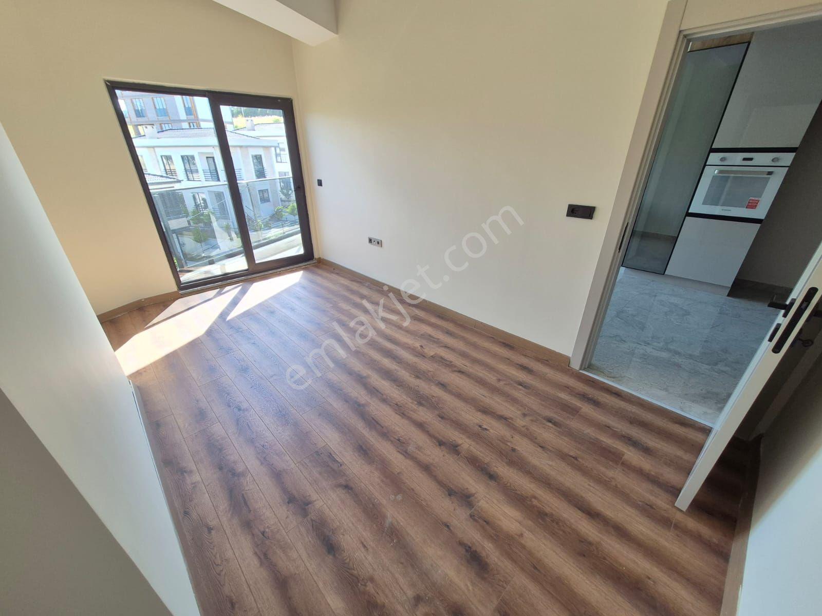 Delux'den Topağaç Mah.'de Deniz Manzaralı Sıfır Lux 1+1 Daire - Görsel 15