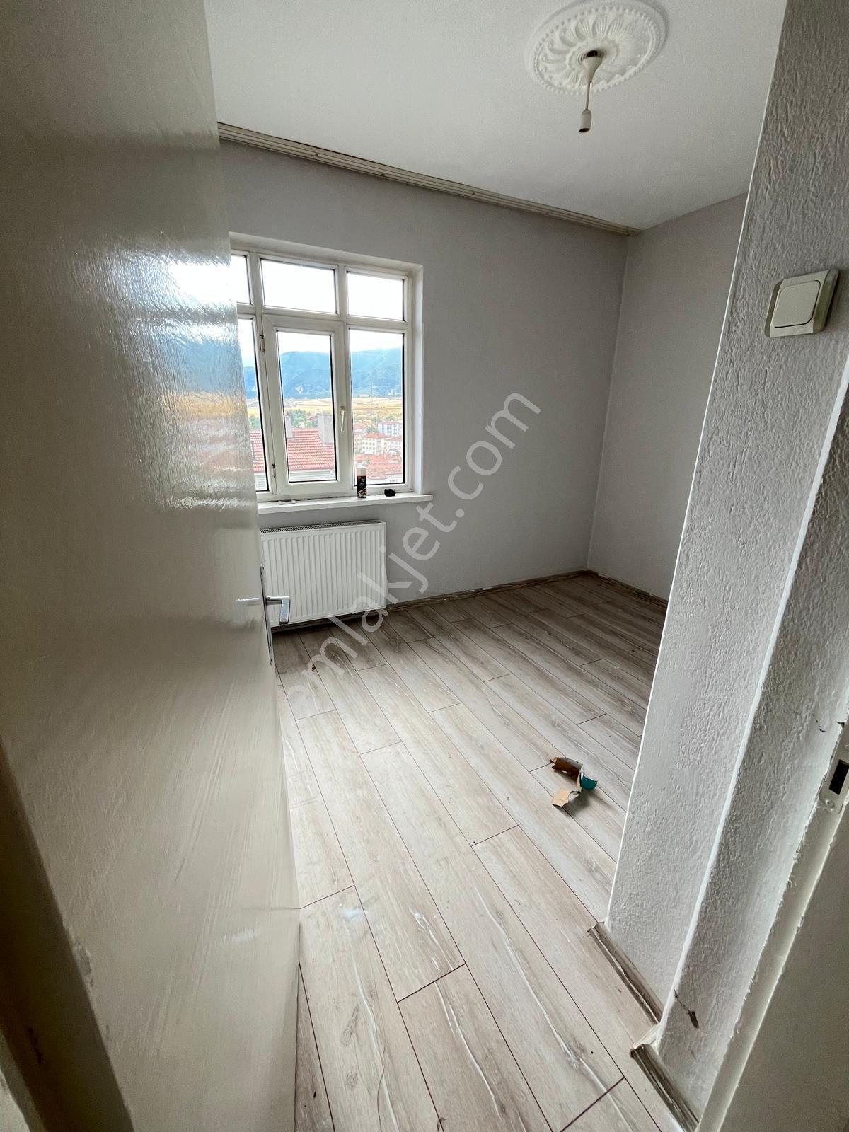 Elit Emlak'tan 5000 Evler De Kiralık 3+1 Daire - Görsel 4