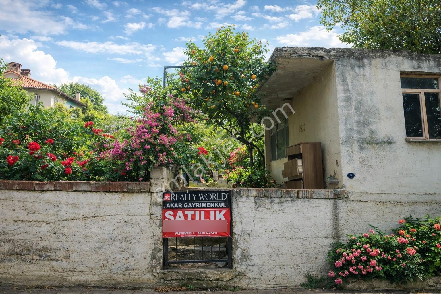 Rw Akar// Tepecik Mahallesinde 30/60 İmarlı Arsa