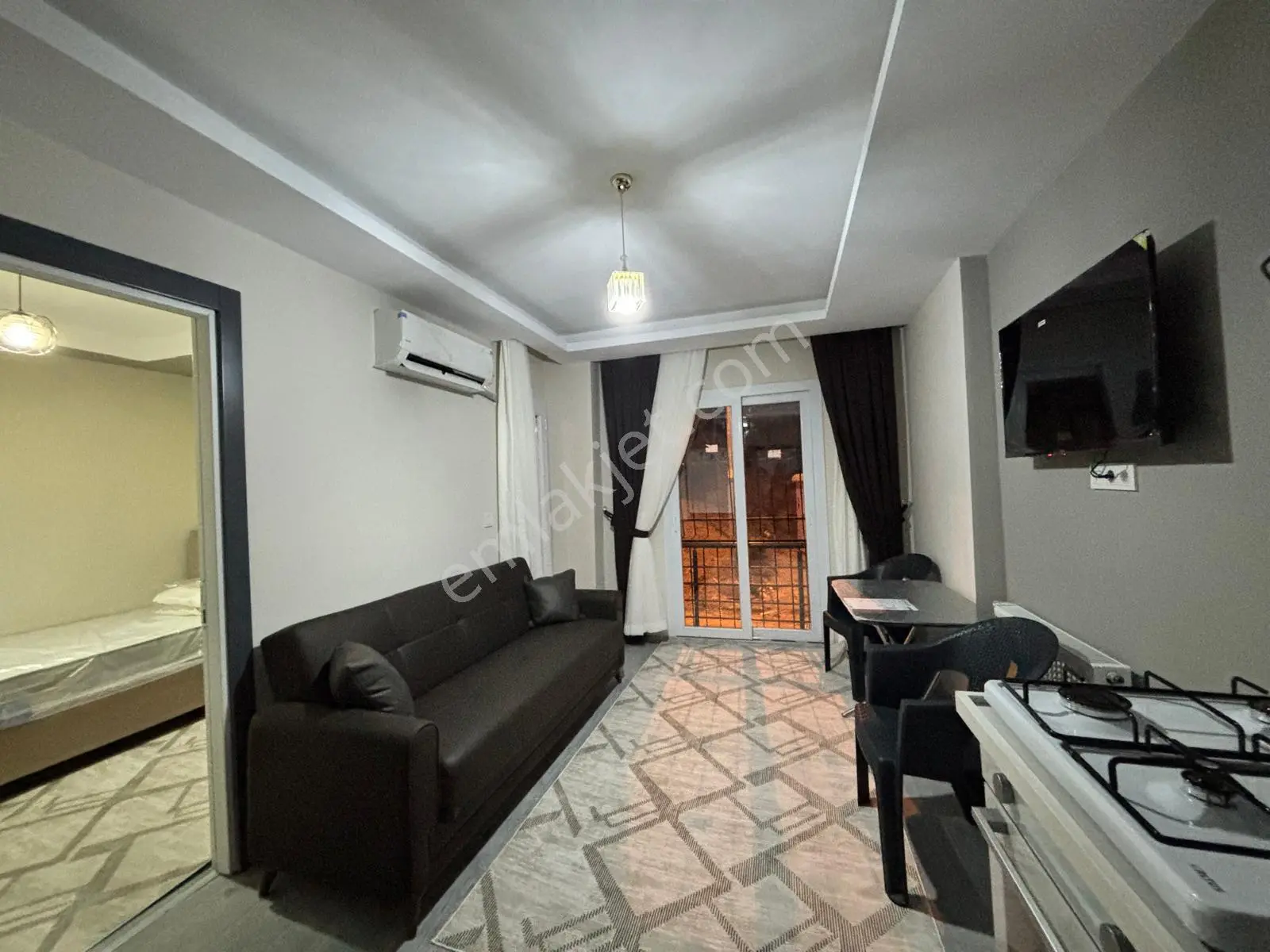 Adana Sarıçamda Osmangazi Tokilere Yakın Eşyaları Sıfır 1+1 Eşyalı Kiralık Fırsat Daire - Görsel 4
