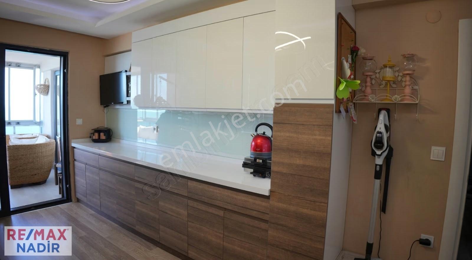 Remax'ten Mimari Dokunuşlu, Şömine Detaylı, Deniz Man Lüks 4+1 - Görsel 8