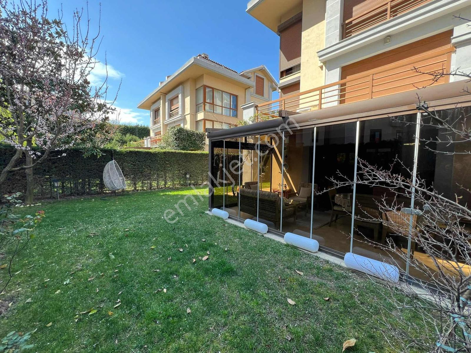Bahçeşehir Spradon Evleri Satılık 6+2 Köşe Villa - Görsel 19