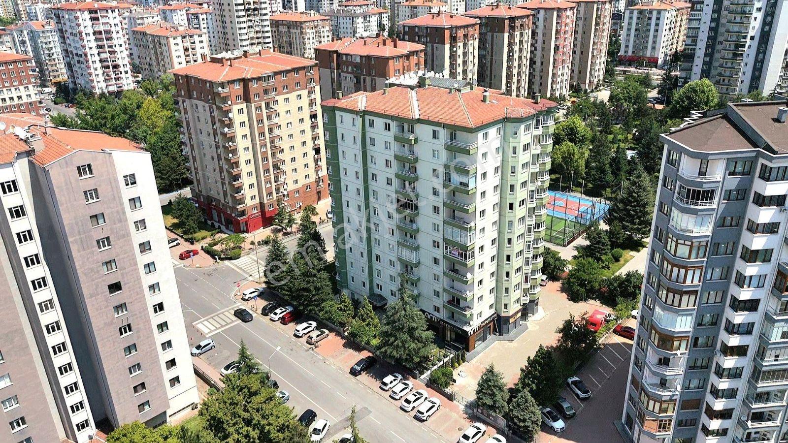 Alparslan'da Satılık 4+1 Daire 240m