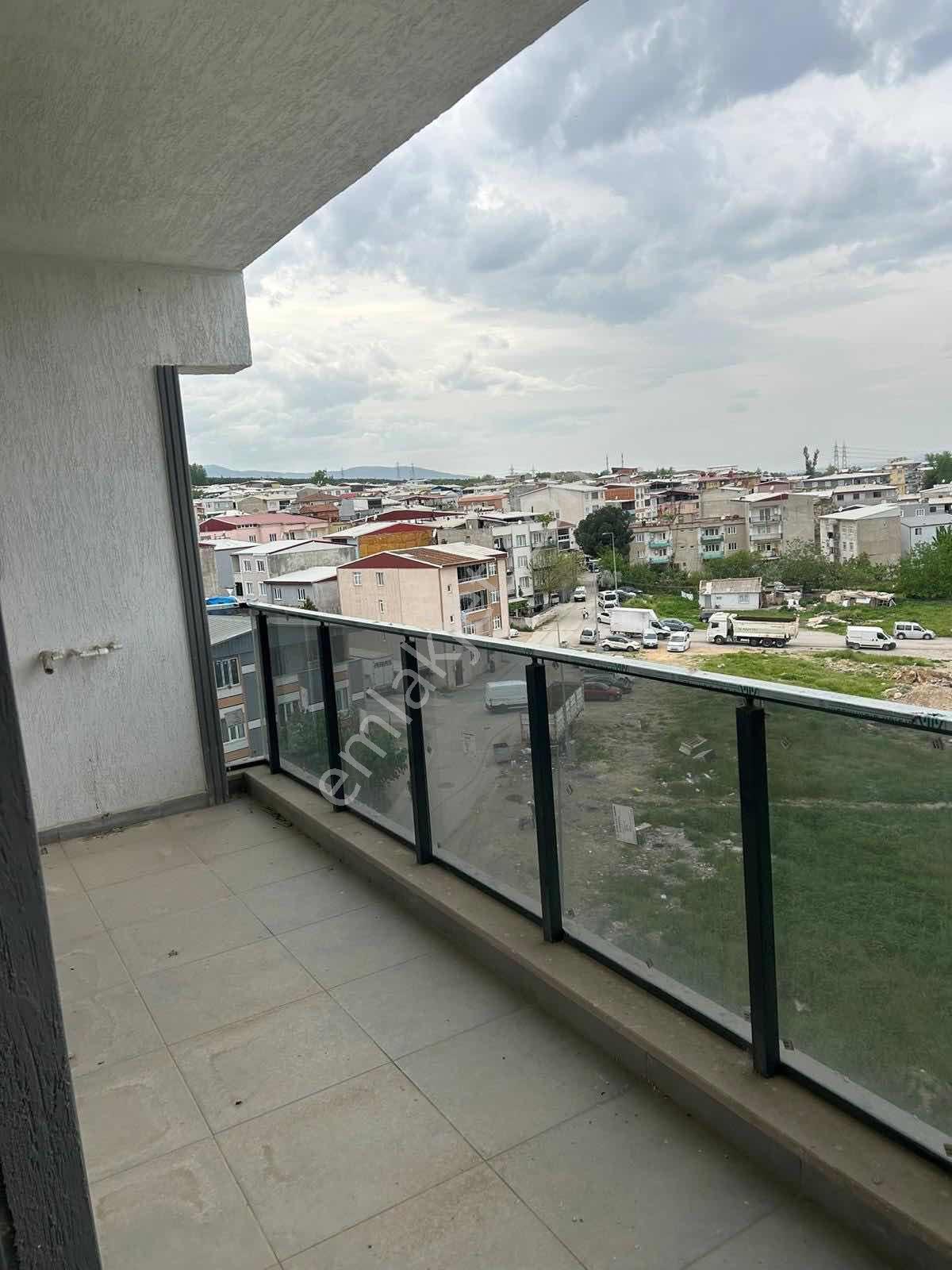Değirmenönü Mahallesinde Metroya Yakın Kiralık Lüx 1+1 Daire - Görsel 4