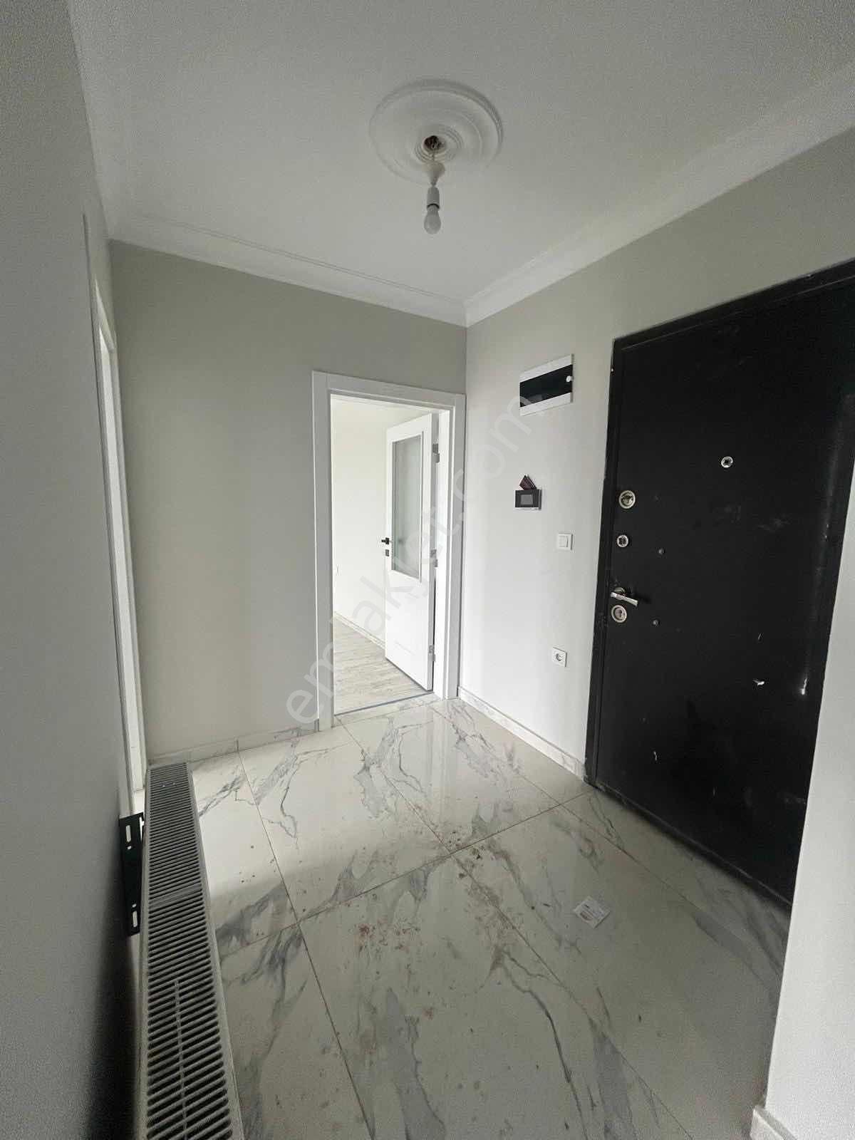 Değirmenönü Mahallesinde Metroya Yakın Kiralık Lüx 1+1 Daire - Görsel 5