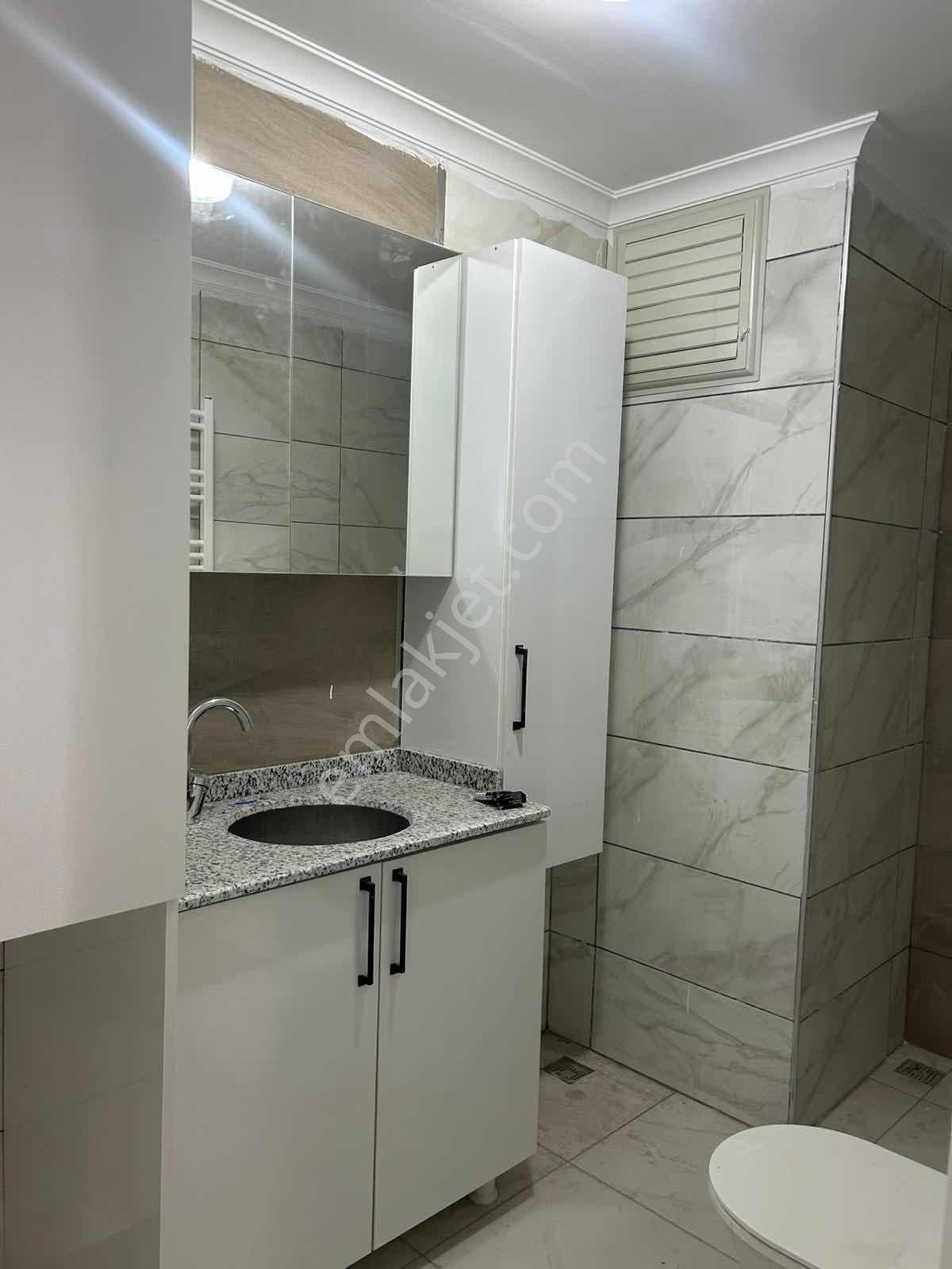 Değirmenönü Mahallesinde Metroya Yakın Kiralık Lüx 1+1 Daire - Görsel 11