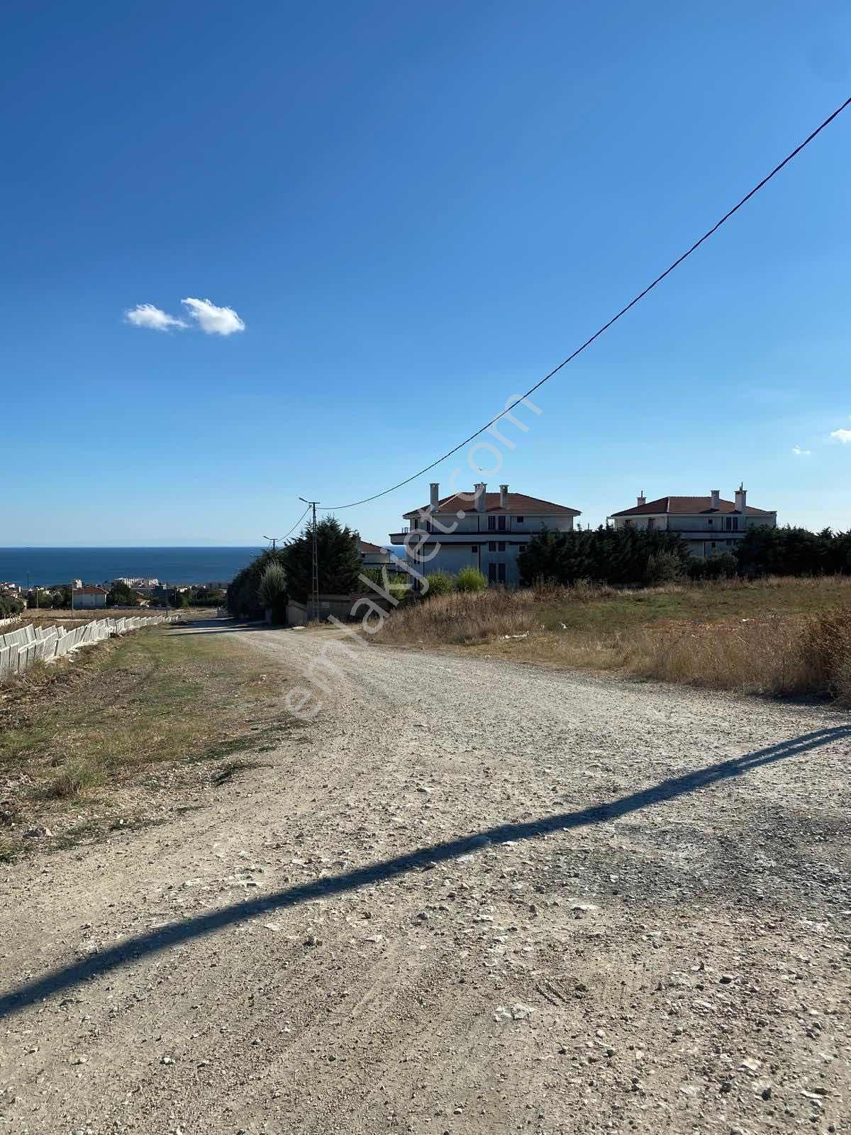 Kamiloba Da İmarlı Villa Arsası Yola Cephe - Görsel 2