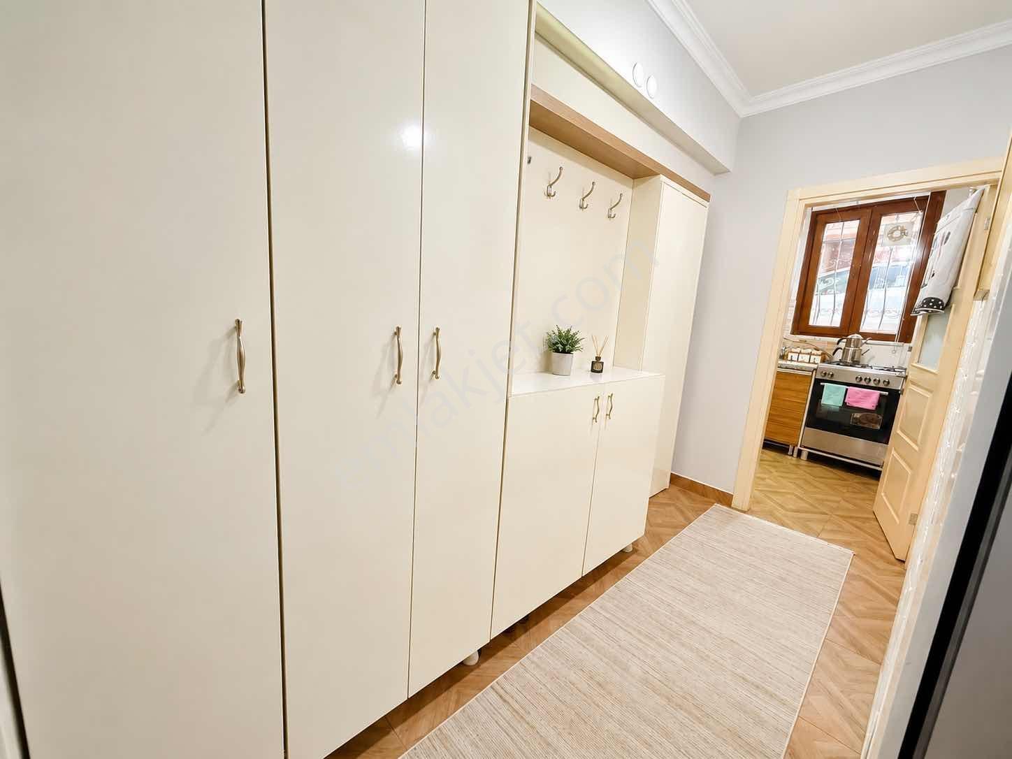 Arzu Emlaktan Gazi Mah. 90 M2 2+1 Satılık Bahçe Katı - Görsel 16