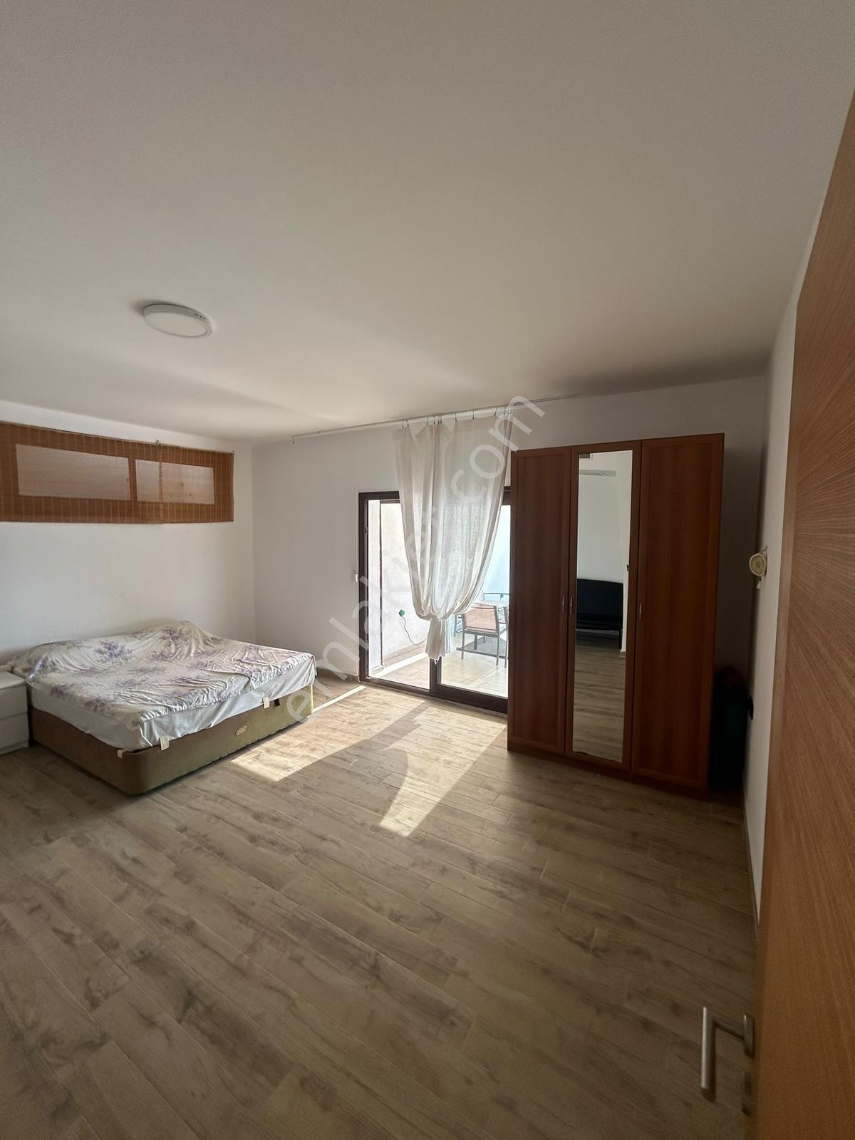 Rw Akar'dan Muhteşem Konumda Sakız Adası'na Nazır Kiralık Villa - Görsel 28