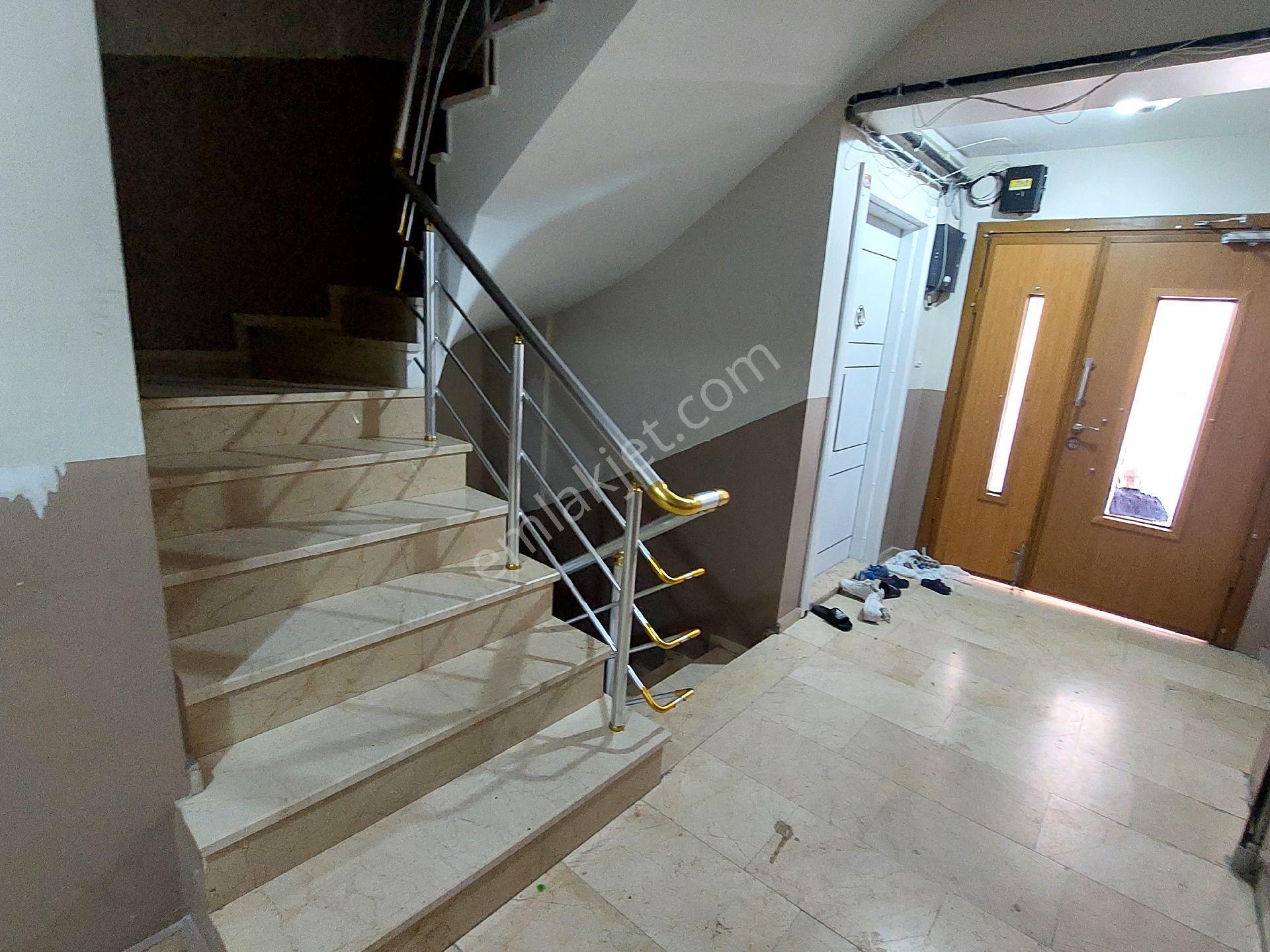 Gaziosmanpaşa Küçükköy Yeni Mah Acil Satılık Birinci Kat Balkonlu 2+1 95 M2 - Görsel 28