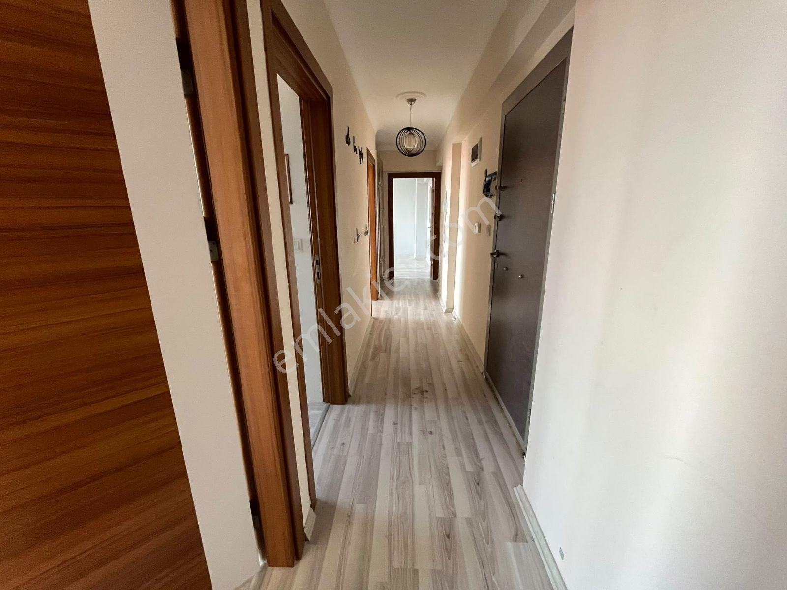 Çobançeşme Mahallesinde Site İçinde İskanlı 2+1 Daire - Görsel 7