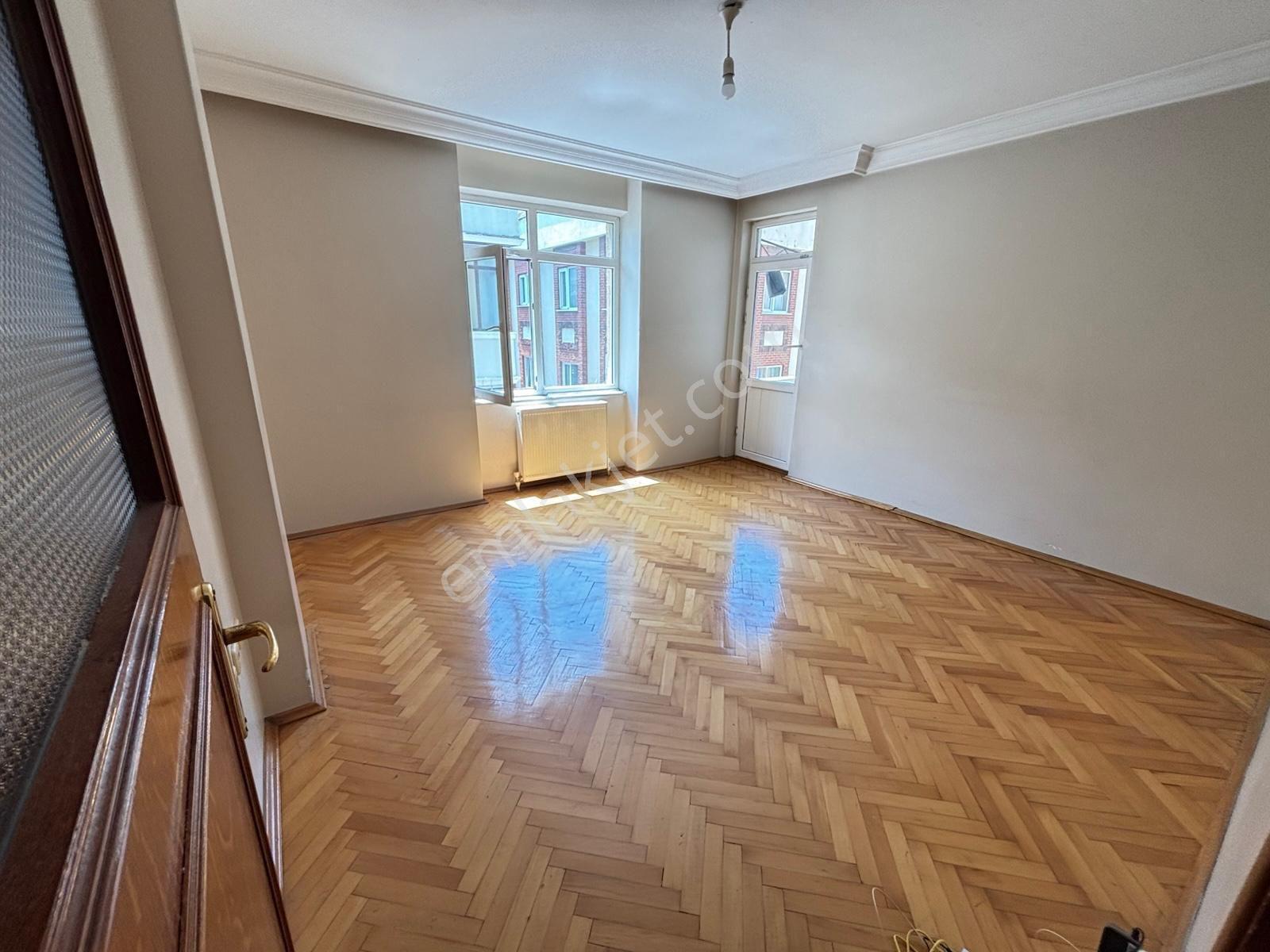 F-l Den Bulgurlu Cumhuriyet Te Arakat 120m2 Asansörlü 3+1 - Görsel 8